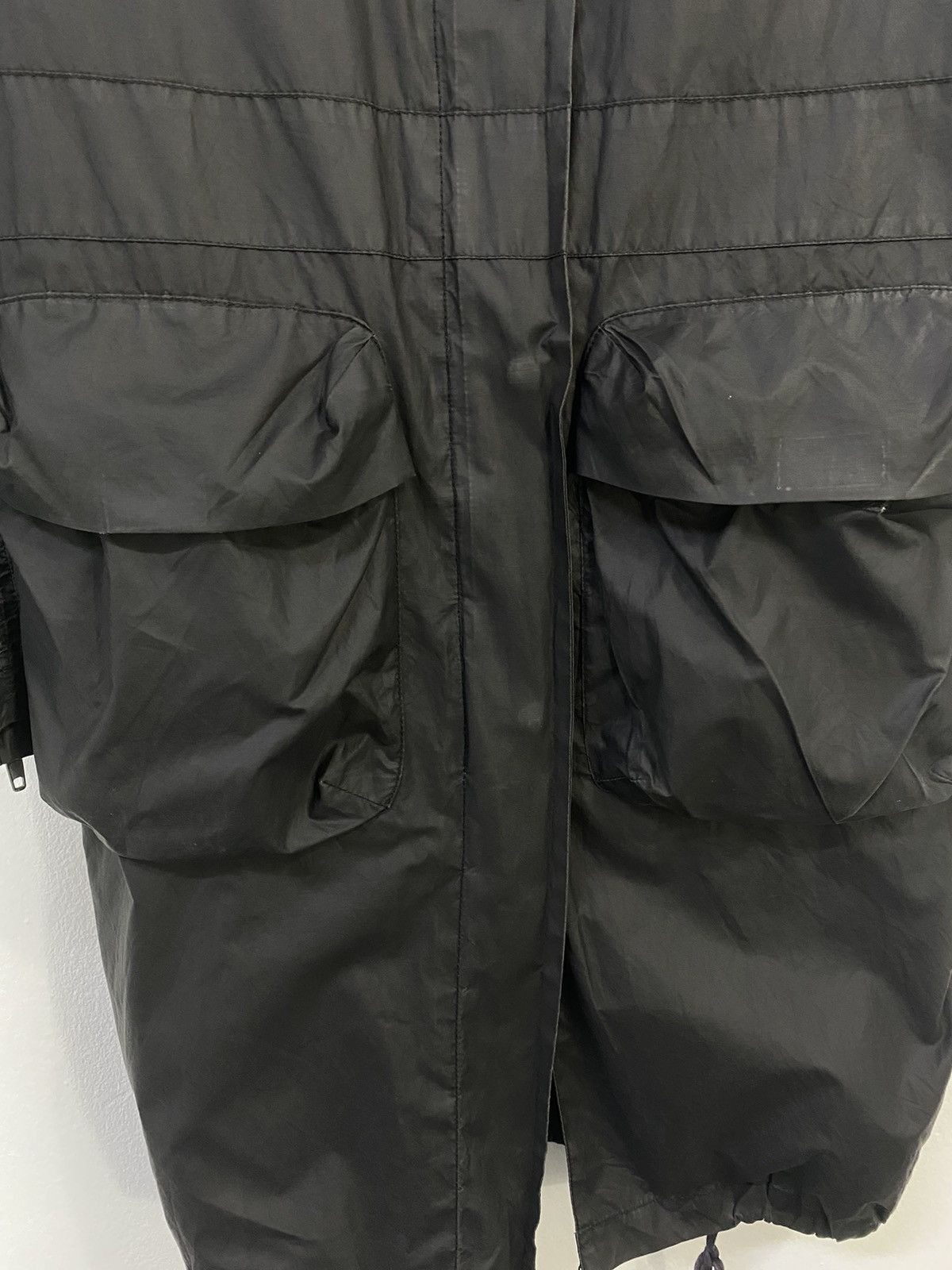 Helmut Lang Helmut Lang Lightweight Bondage Pillow Parka Multi Pocket Size US S / EU 44-46 / 1 - 6 Thumbnail