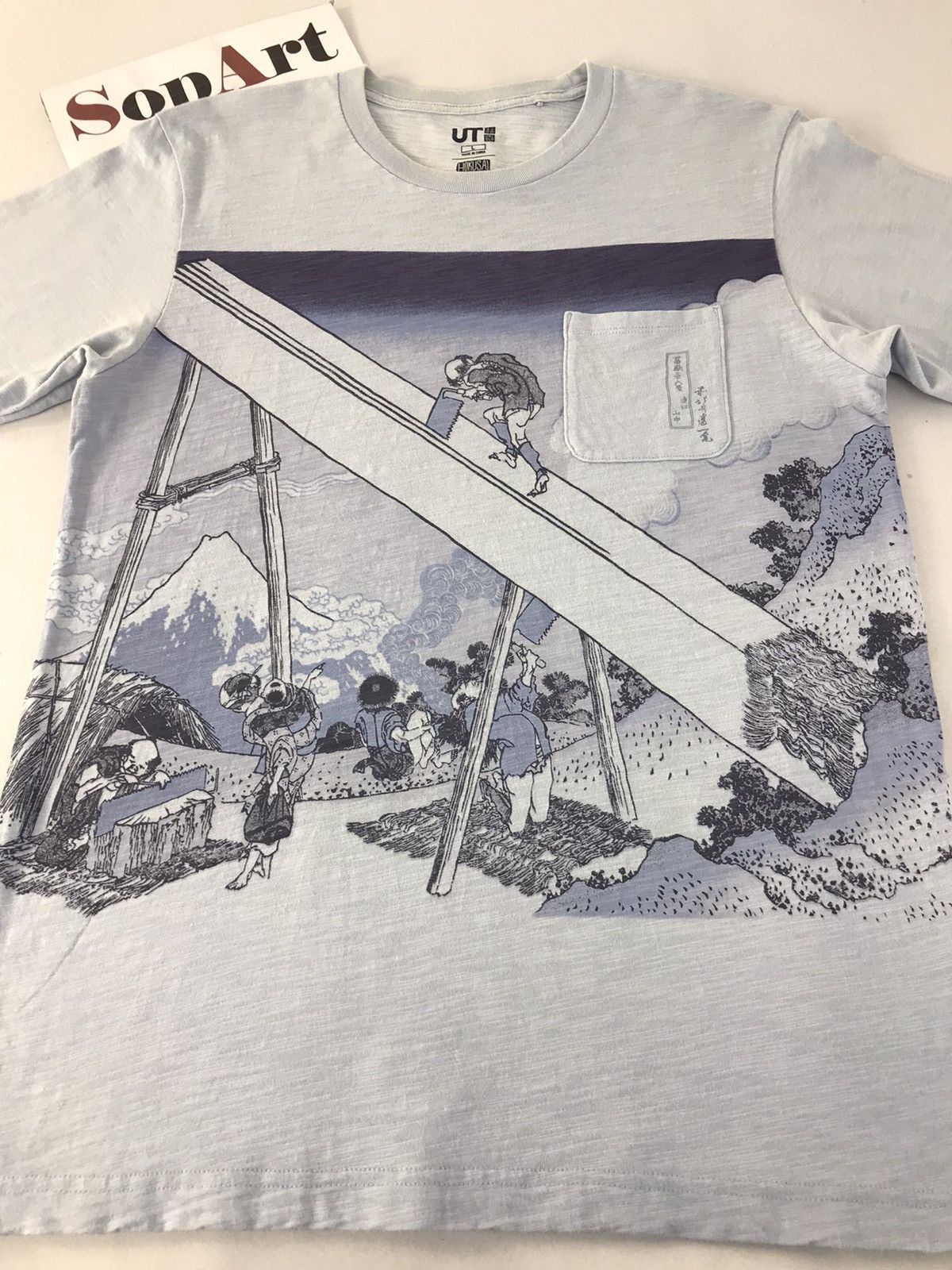 Japanese Brand × Uniqlo Hokusai Blue Graphic Big Logo Singgle pocket Tee Size US M / EU 48-50 / 2 - 3 Thumbnail