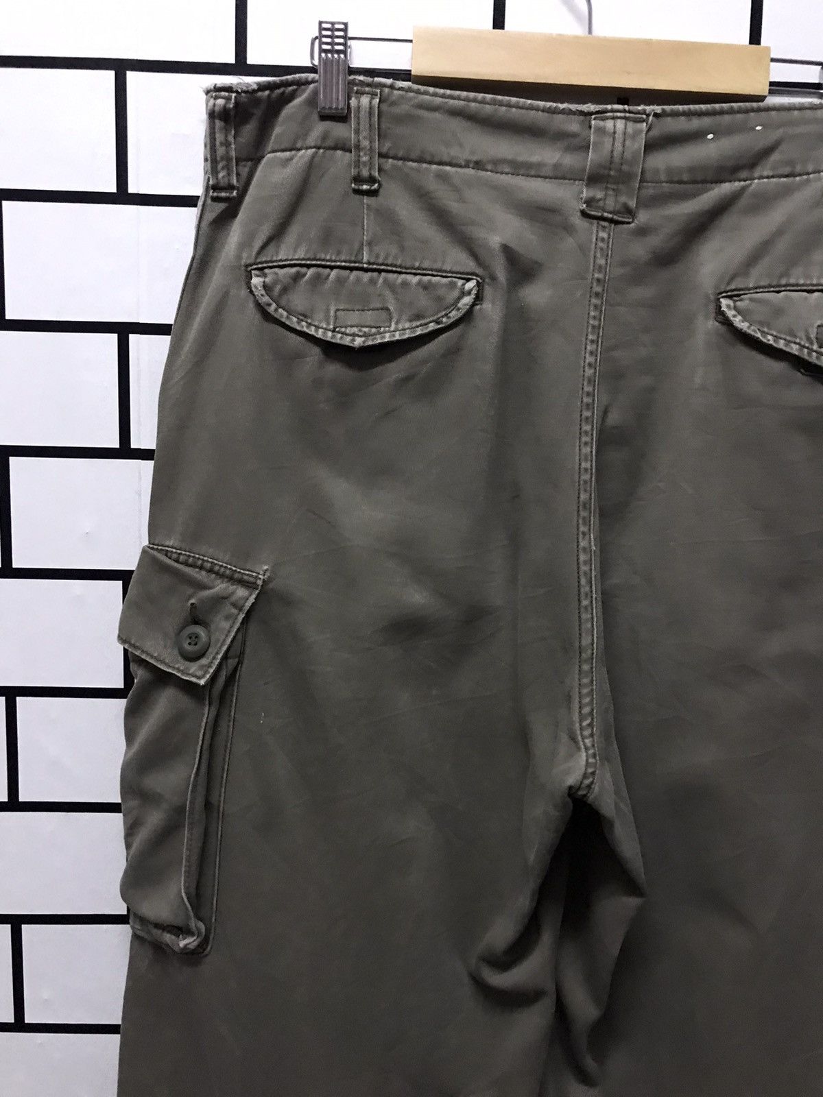 Oshkosh × Vintage Vintage 90’s Oshkosh Cargo distressed casual work wear pants Size US 36 / EU 52 - 11 Thumbnail