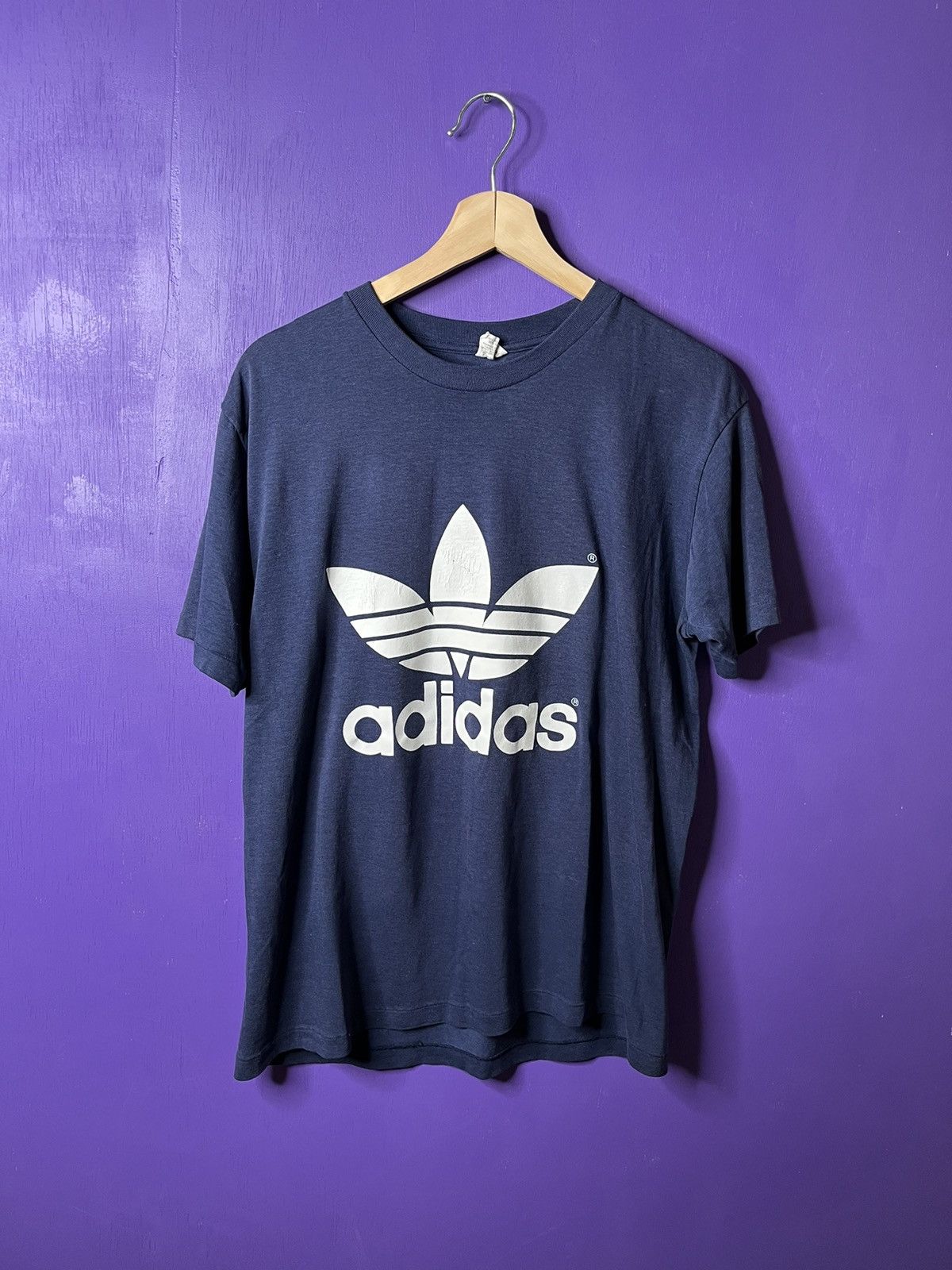 Vintage 80s Adidas tri-foil logo essential t-shirt