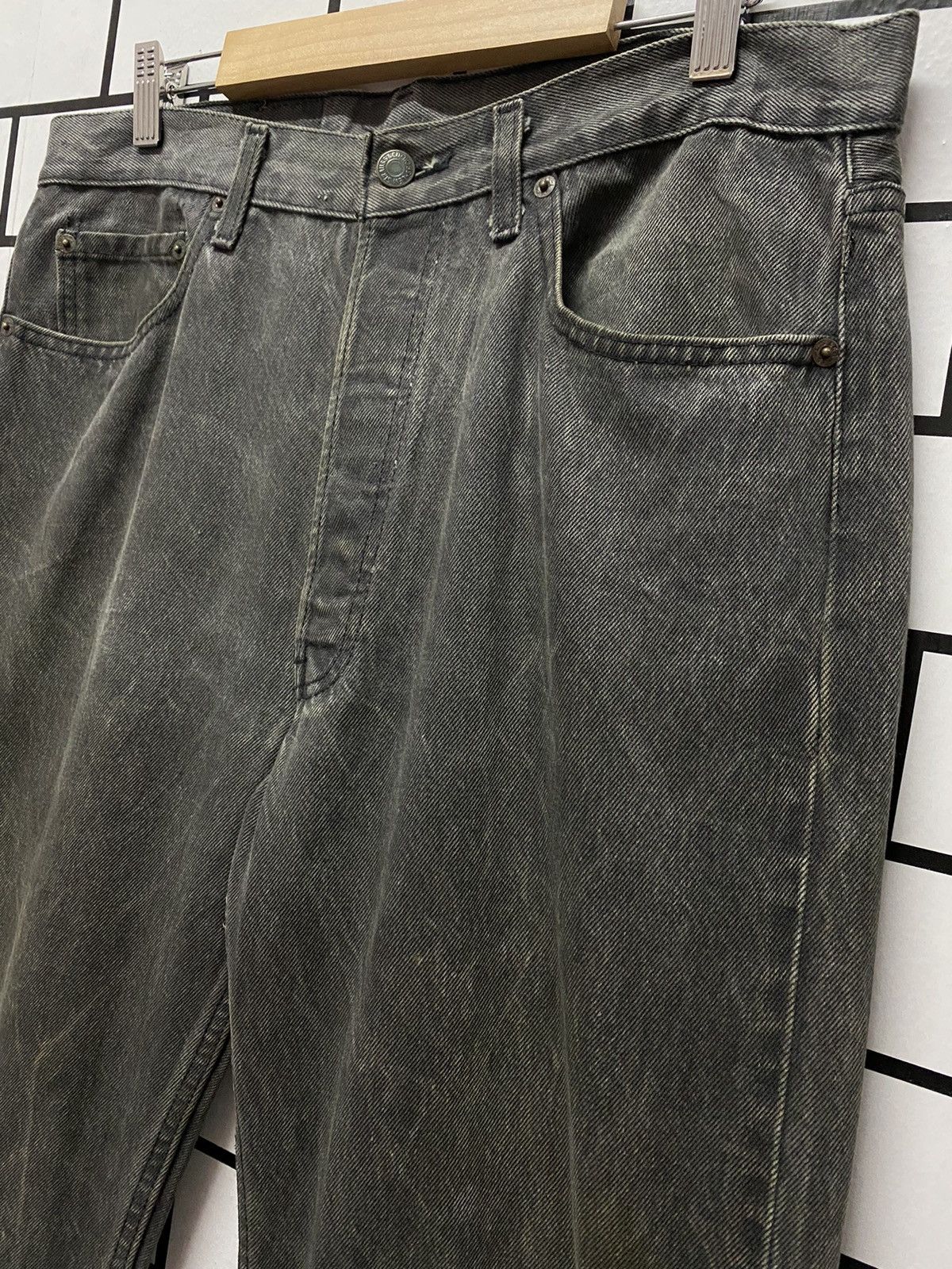 Levi's × Vintage Vintage 80’s Levis 501 Blank R Sun Faded Black Denim Jeans Size US 32 / EU 48 - 5 Thumbnail
