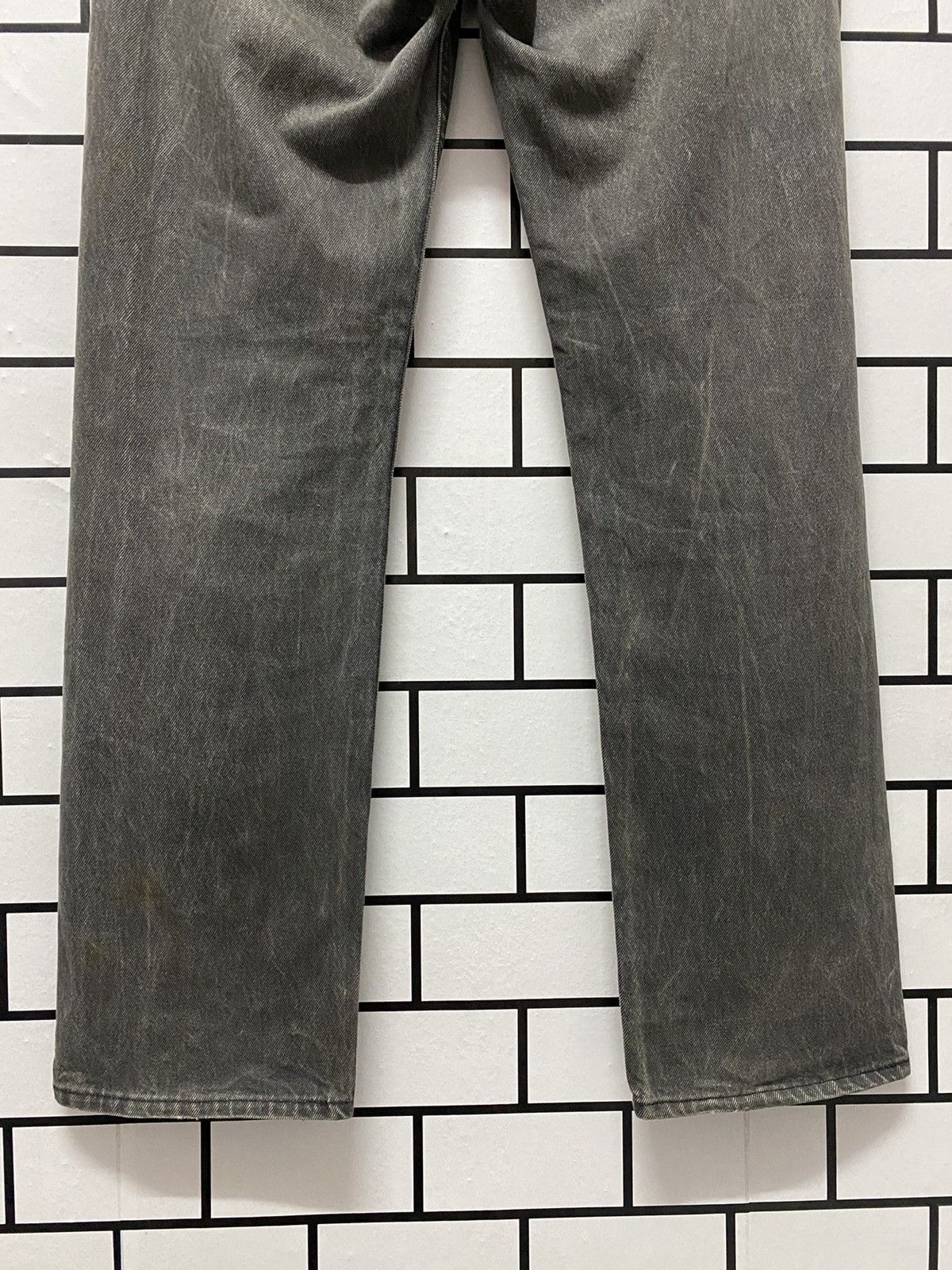 Levi's × Vintage Vintage 80’s Levis 501 Blank R Sun Faded Black Denim Jeans Size US 32 / EU 48 - 10 Thumbnail