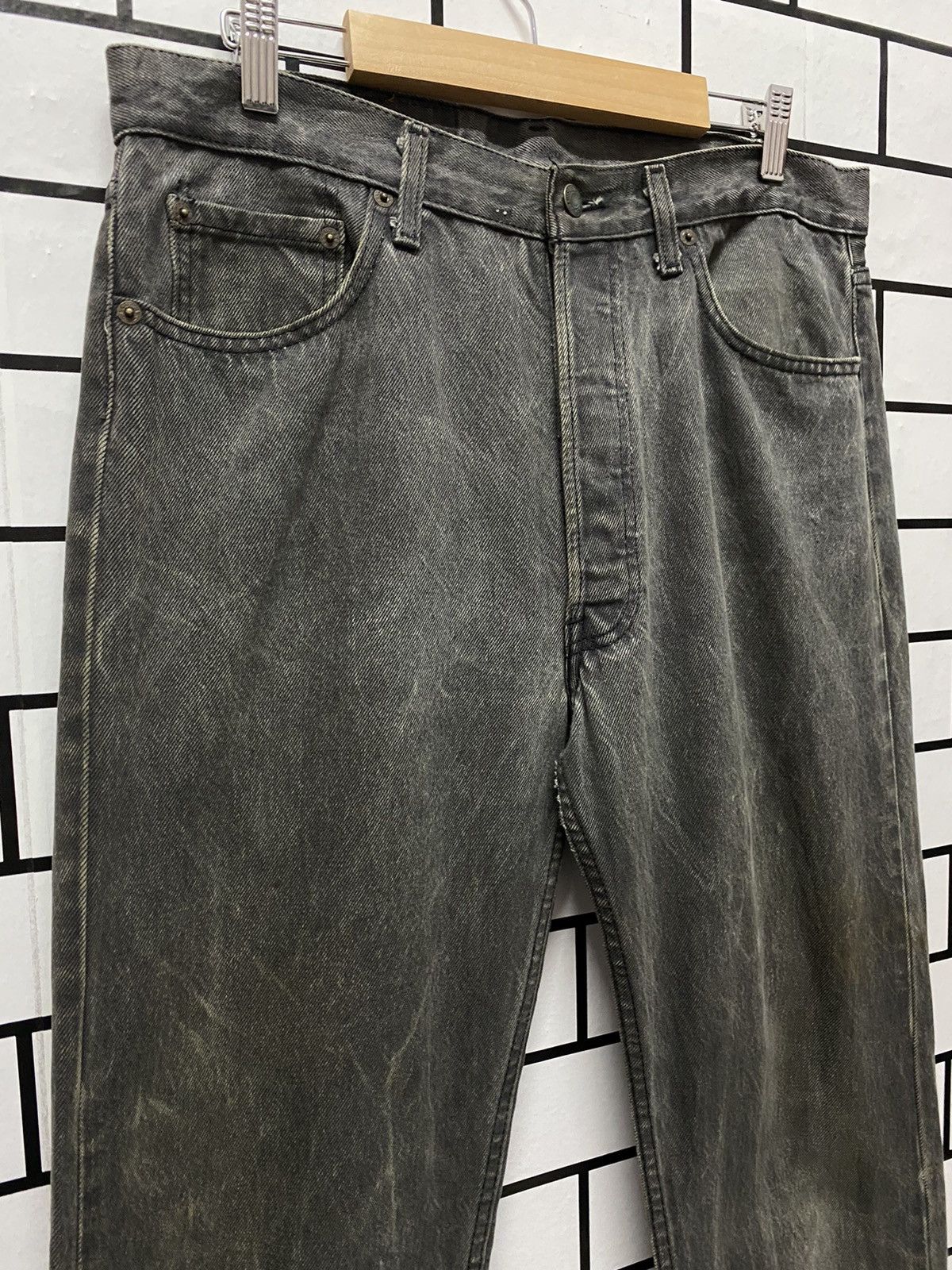 Levi's × Vintage Vintage 80’s Levis 501 Blank R Sun Faded Black Denim Jeans Size US 32 / EU 48 - 6 Thumbnail