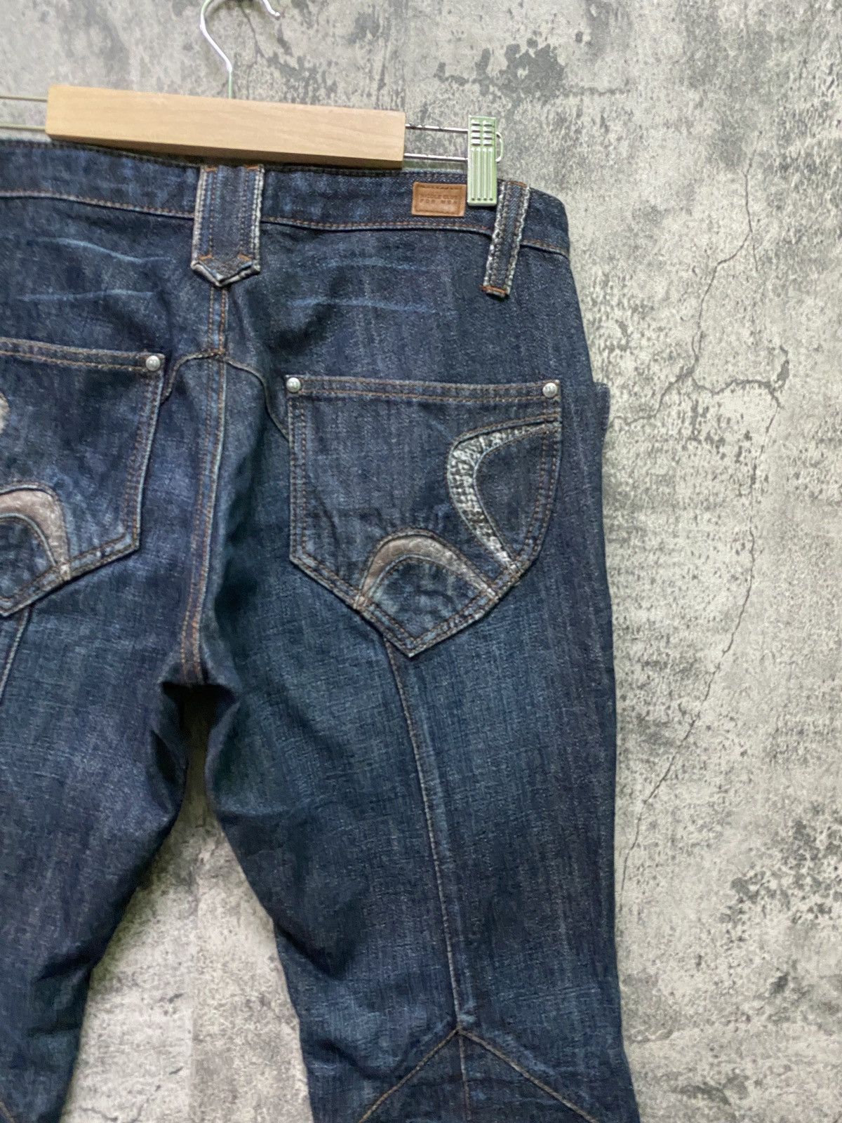 If Six Was Nine × Japanese Brand × Nicole Club Flare Nicole Club For Men Reconstructed Low Rise Snake Denim Size US 30 / EU 46 - 12 Thumbnail