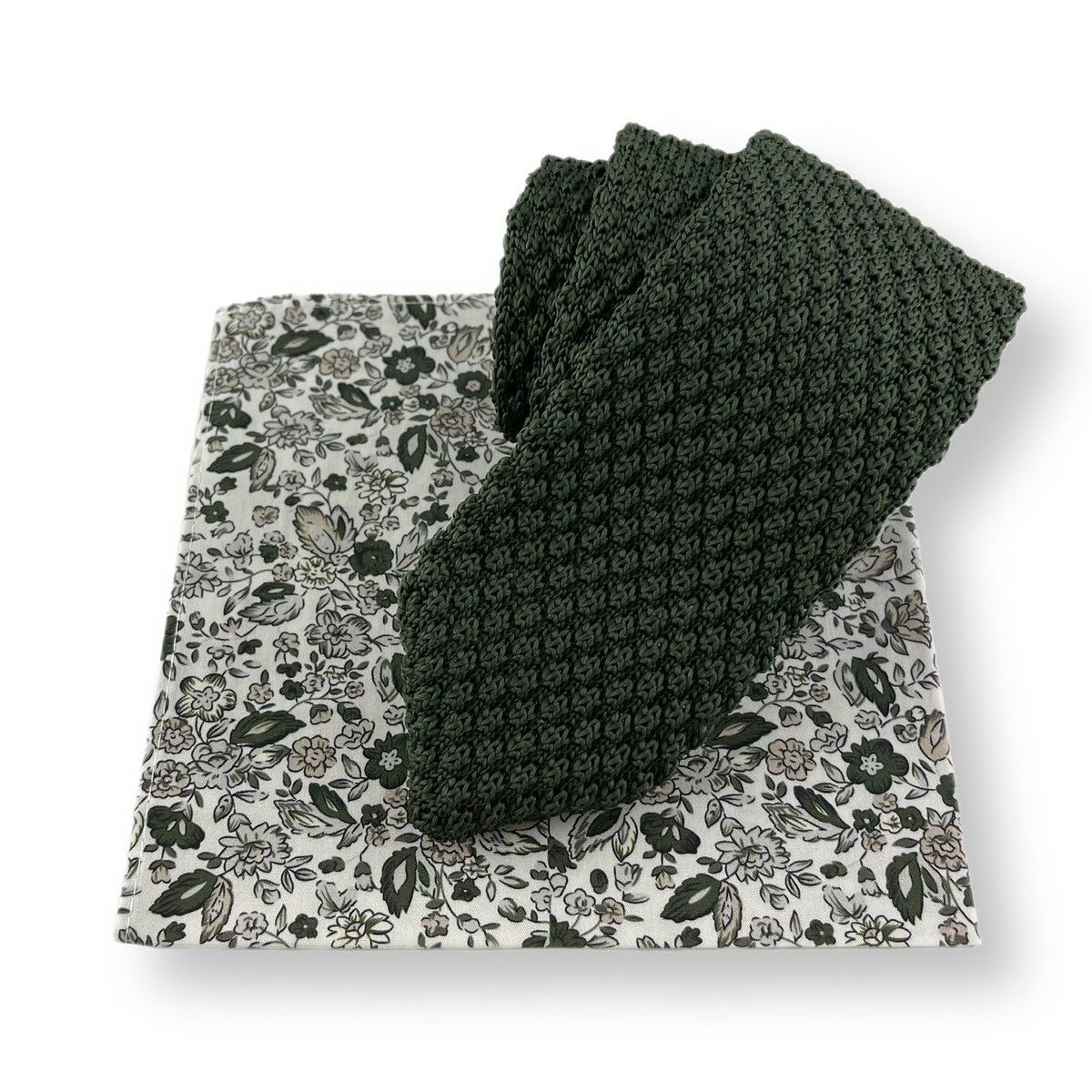 Other Men’s Forest Green Knit Necktie & White Floral Pocket Square Size ONE SIZE - 1 Thumbnail