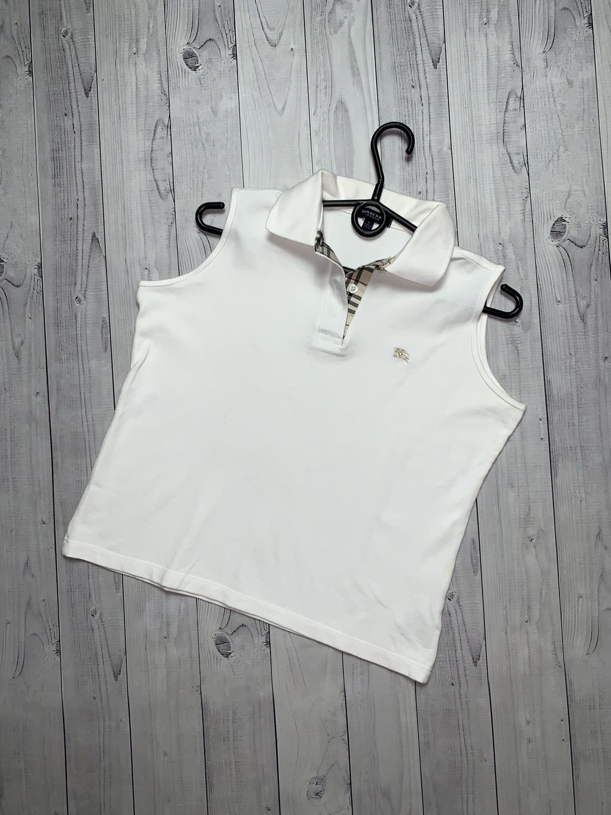 Burberry × Vintage Vintage Burberry polo women’s crop top tee size S/M Size M / US 6-8 / IT 42-44 - 1 Thumbnail