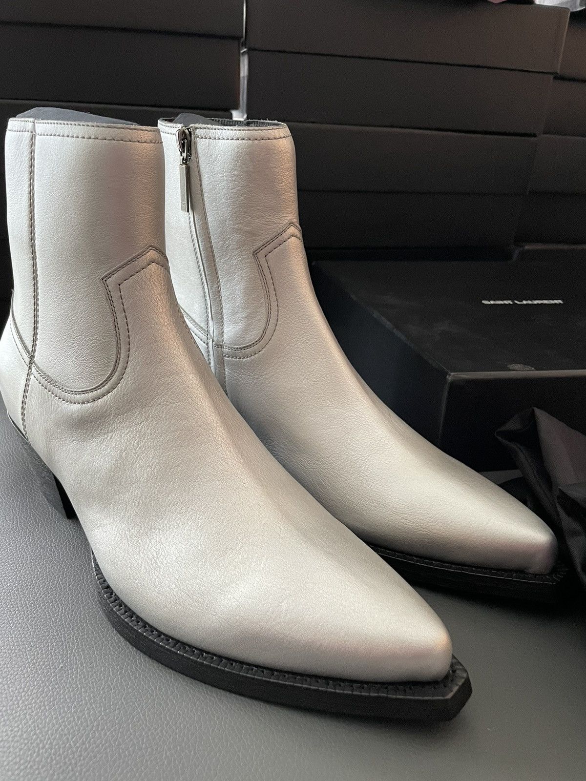 Saint Laurent Paris × Yves Saint Laurent Brand NEW Classic aMetallic Silver Lukas 40 Leather Boots Size US 9.5 / EU 42-43 - 1 Thumbnail