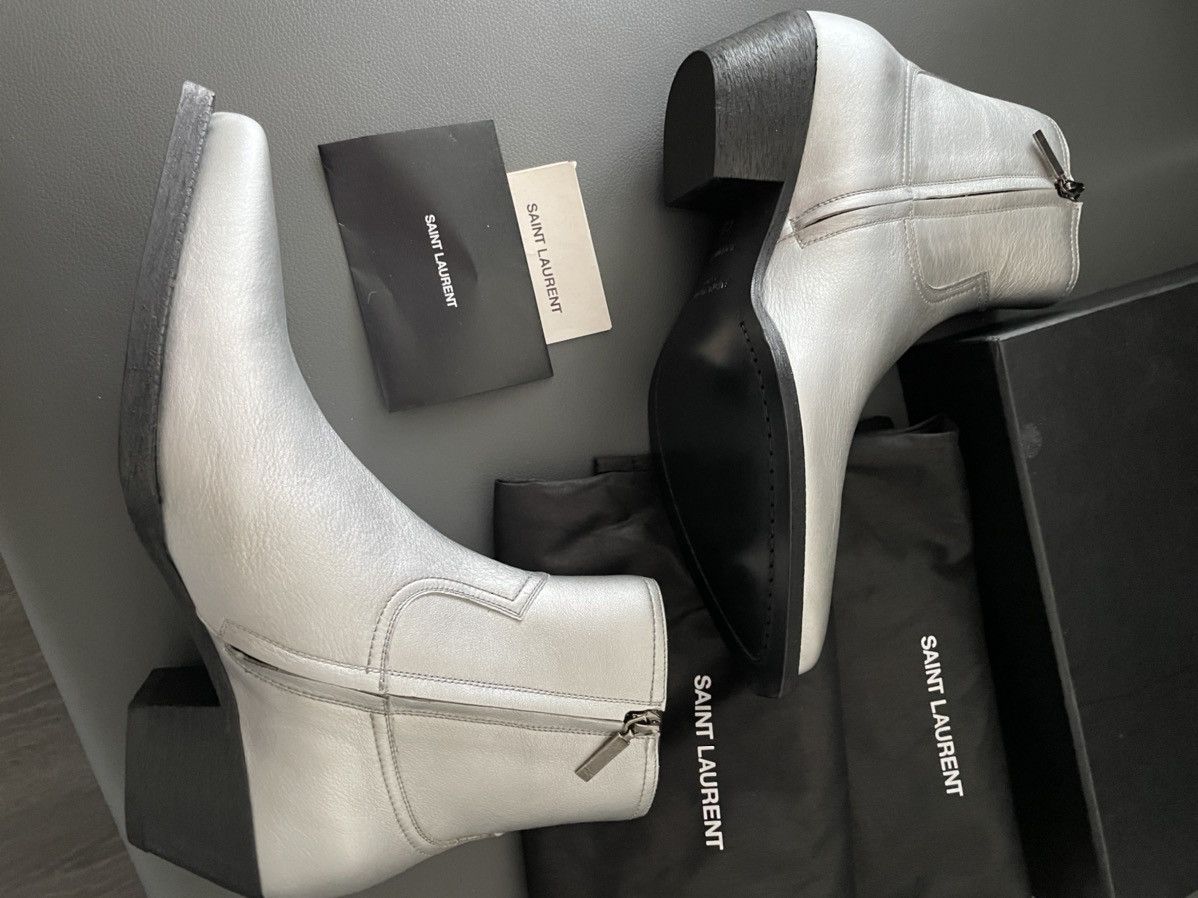 Saint Laurent Paris × Yves Saint Laurent Brand NEW Classic aMetallic Silver Lukas 40 Leather Boots Size US 9.5 / EU 42-43 - 15 Thumbnail
