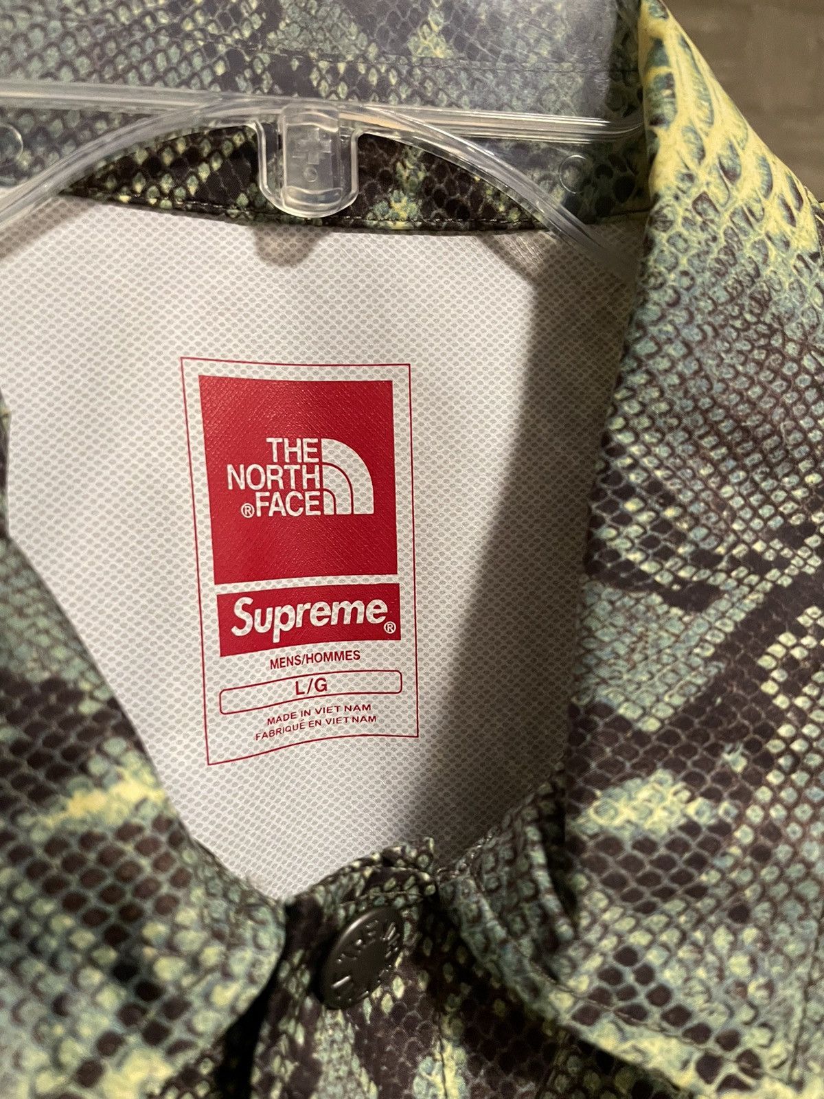 Supreme × The North Face Supreme The North Face Taped Seam Coaches Jacket Size US L / EU 52-54 / 3 - 2 Thumbnail