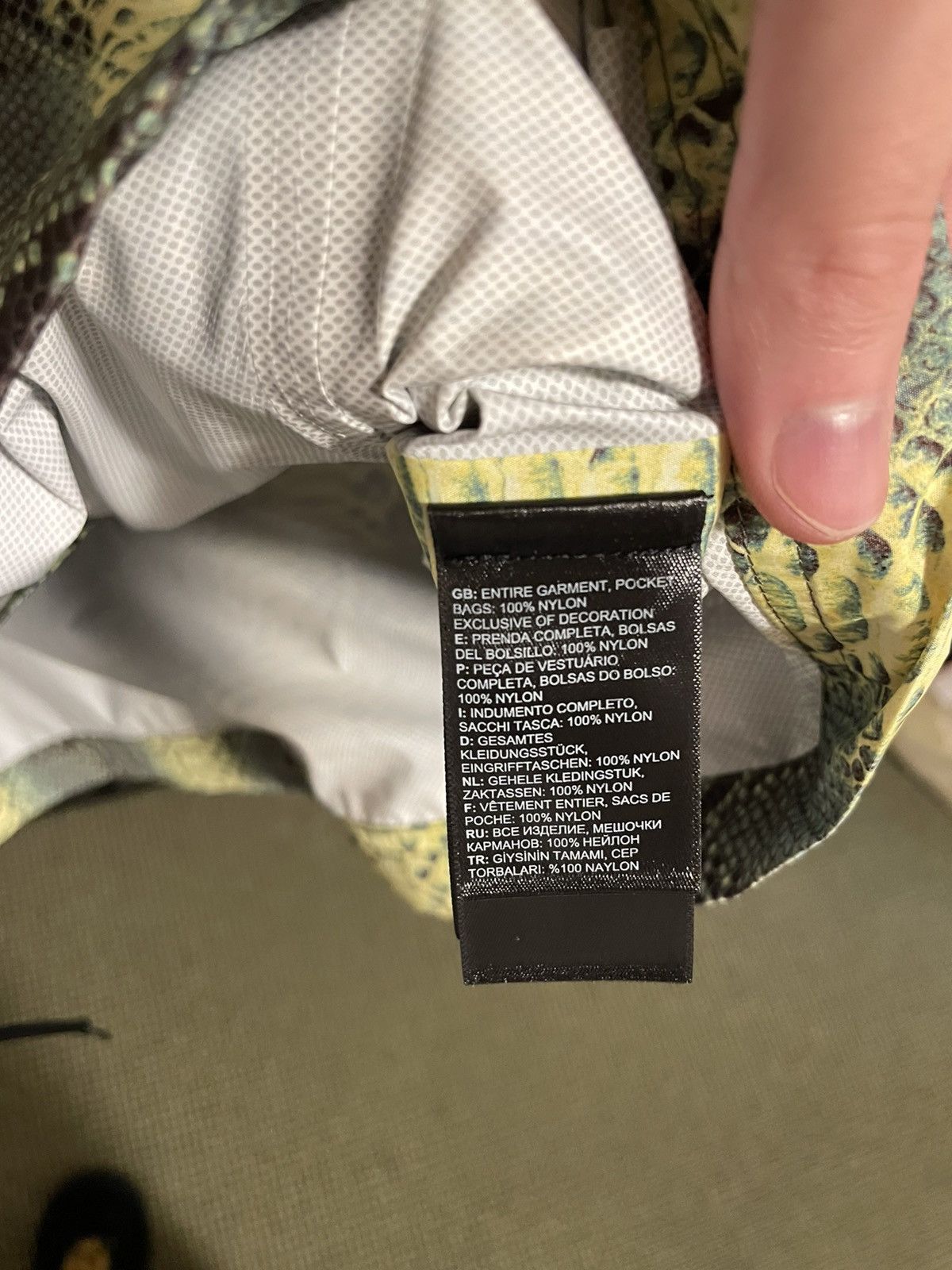 Supreme × The North Face Supreme The North Face Taped Seam Coaches Jacket Size US L / EU 52-54 / 3 - 10 Thumbnail