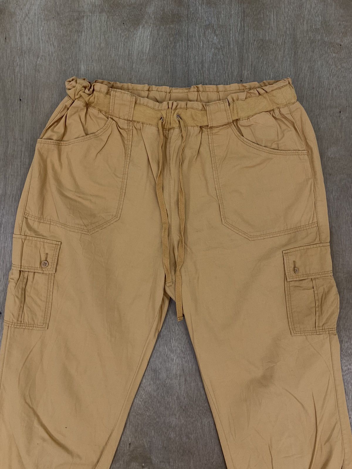Uniqlo UNIQLO Pullover Carpenter Multipocket Cargo Crop JoggerPant Size US 31 - 5 Thumbnail