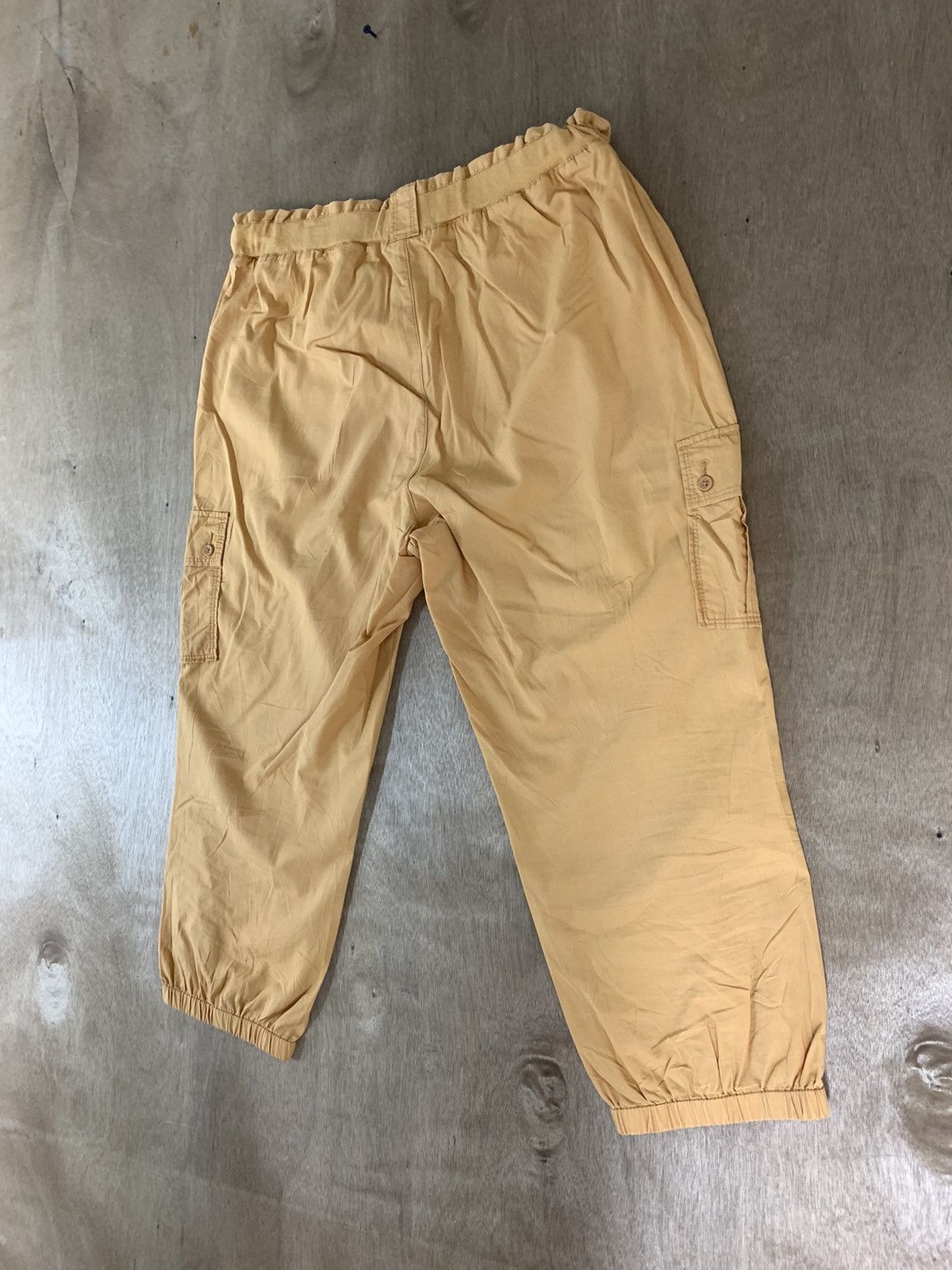 Uniqlo UNIQLO Pullover Carpenter Multipocket Cargo Crop JoggerPant Size US 31 - 17 Thumbnail
