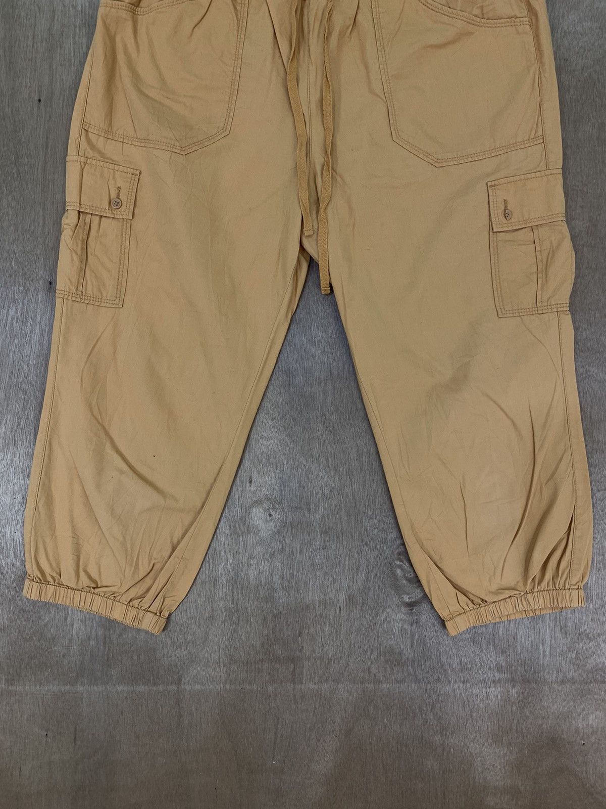 Uniqlo UNIQLO Pullover Carpenter Multipocket Cargo Crop JoggerPant Size US 31 - 6 Thumbnail