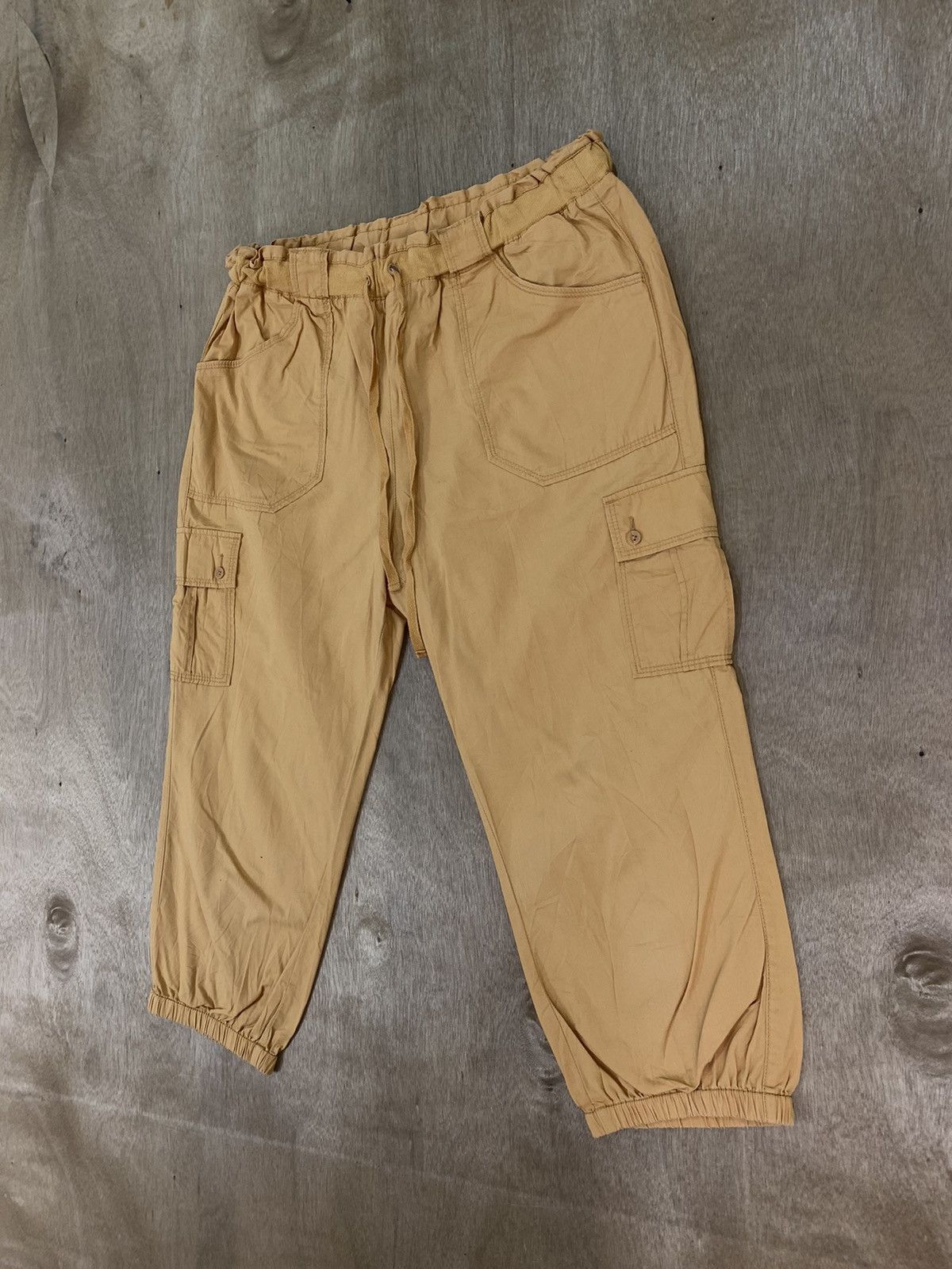 Uniqlo UNIQLO Pullover Carpenter Multipocket Cargo Crop JoggerPant Size US 31 - 8 Thumbnail
