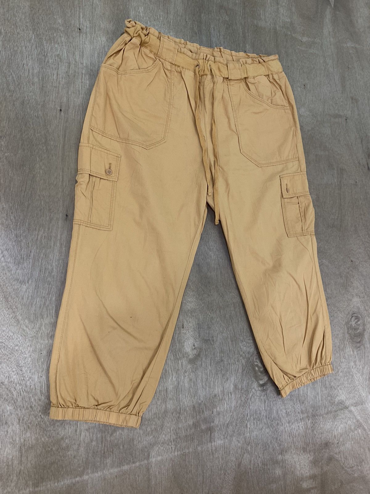 Uniqlo UNIQLO Pullover Carpenter Multipocket Cargo Crop JoggerPant Size US 31 - 7 Thumbnail