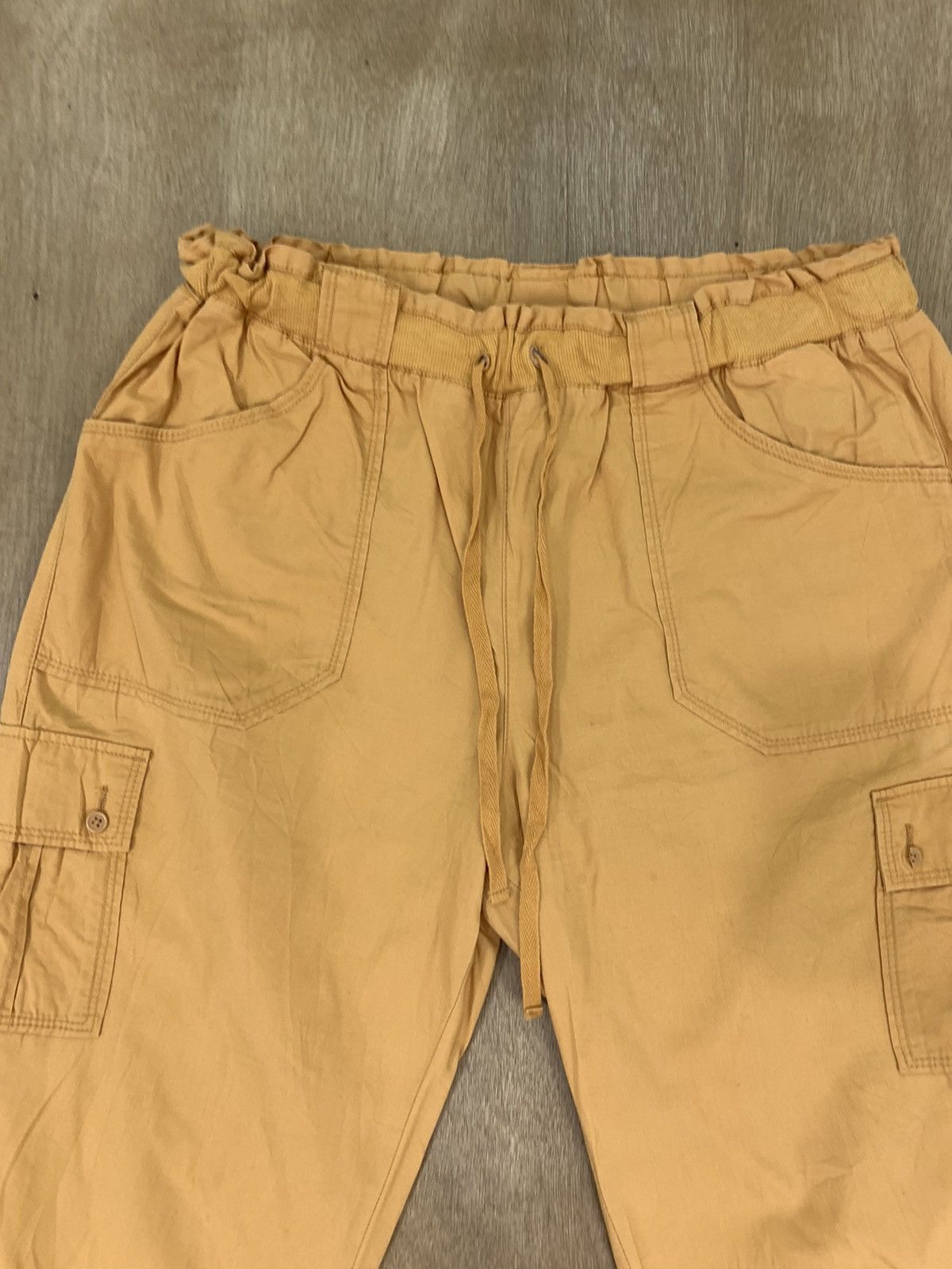Uniqlo UNIQLO Pullover Carpenter Multipocket Cargo Crop JoggerPant Size US 31 - 9 Thumbnail