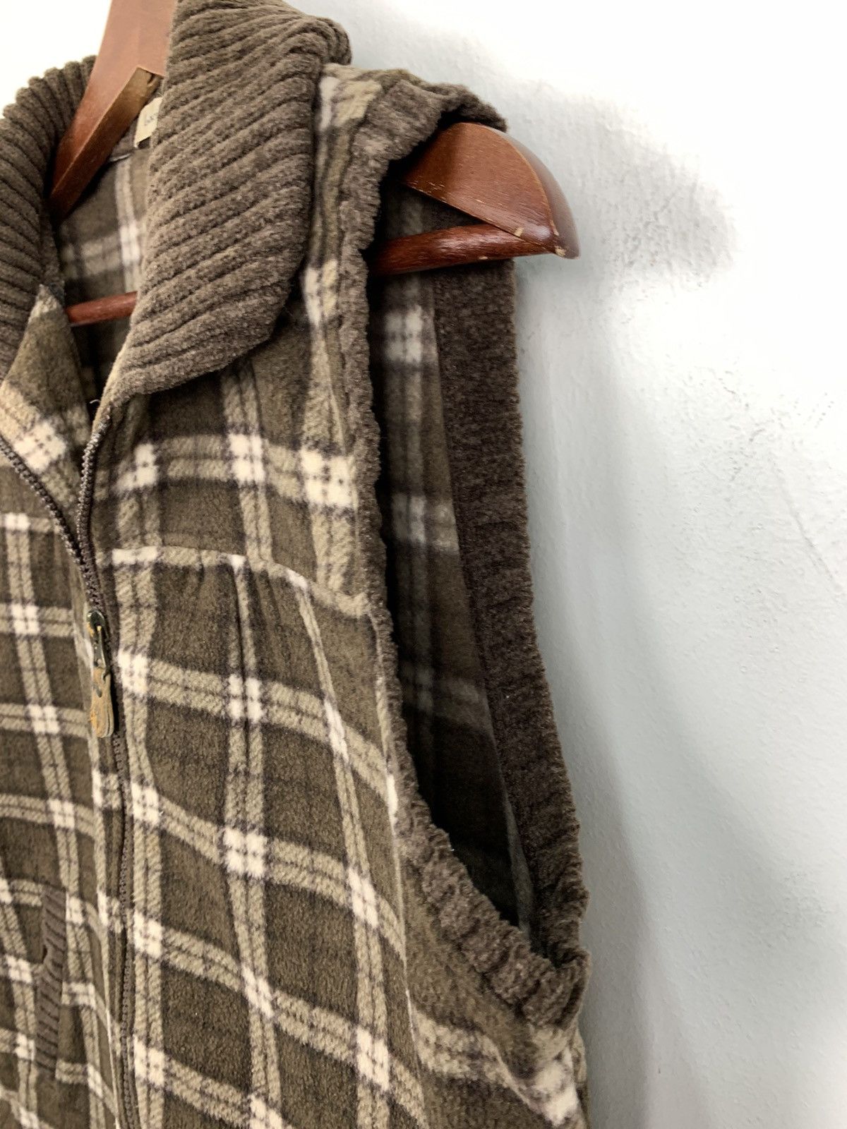Cifonelli LACIFONELI Rare Fleece Weatherwear Tartan Plaid Vest Jacket Size US M / EU 48-50 / 2 - 13 Thumbnail