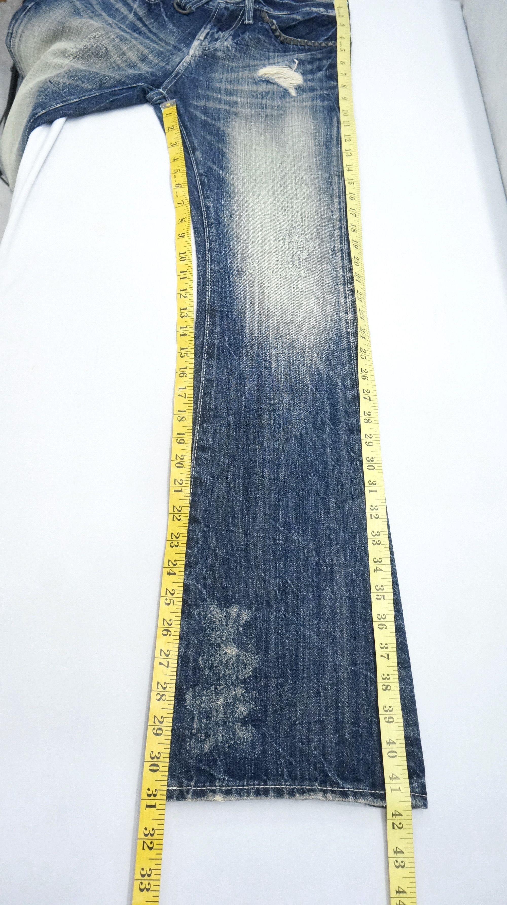 Japanese Brand Flared VTG 🔥 CAVARIA Japan Distressed Ripped Jeans Size US 29 - 16 Thumbnail