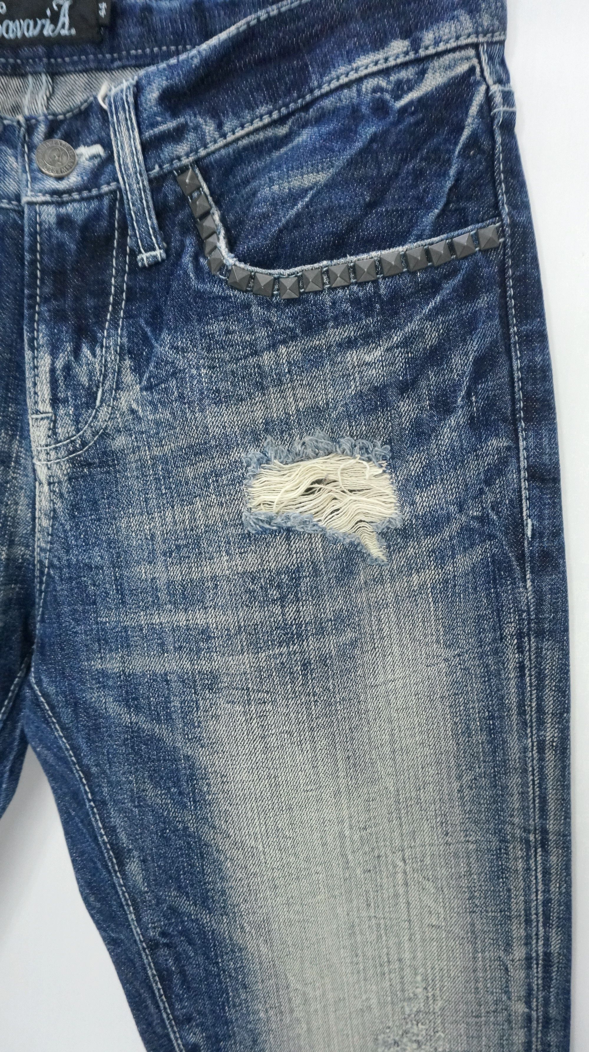 Japanese Brand Flared VTG 🔥 CAVARIA Japan Distressed Ripped Jeans Size US 29 - 9 Thumbnail