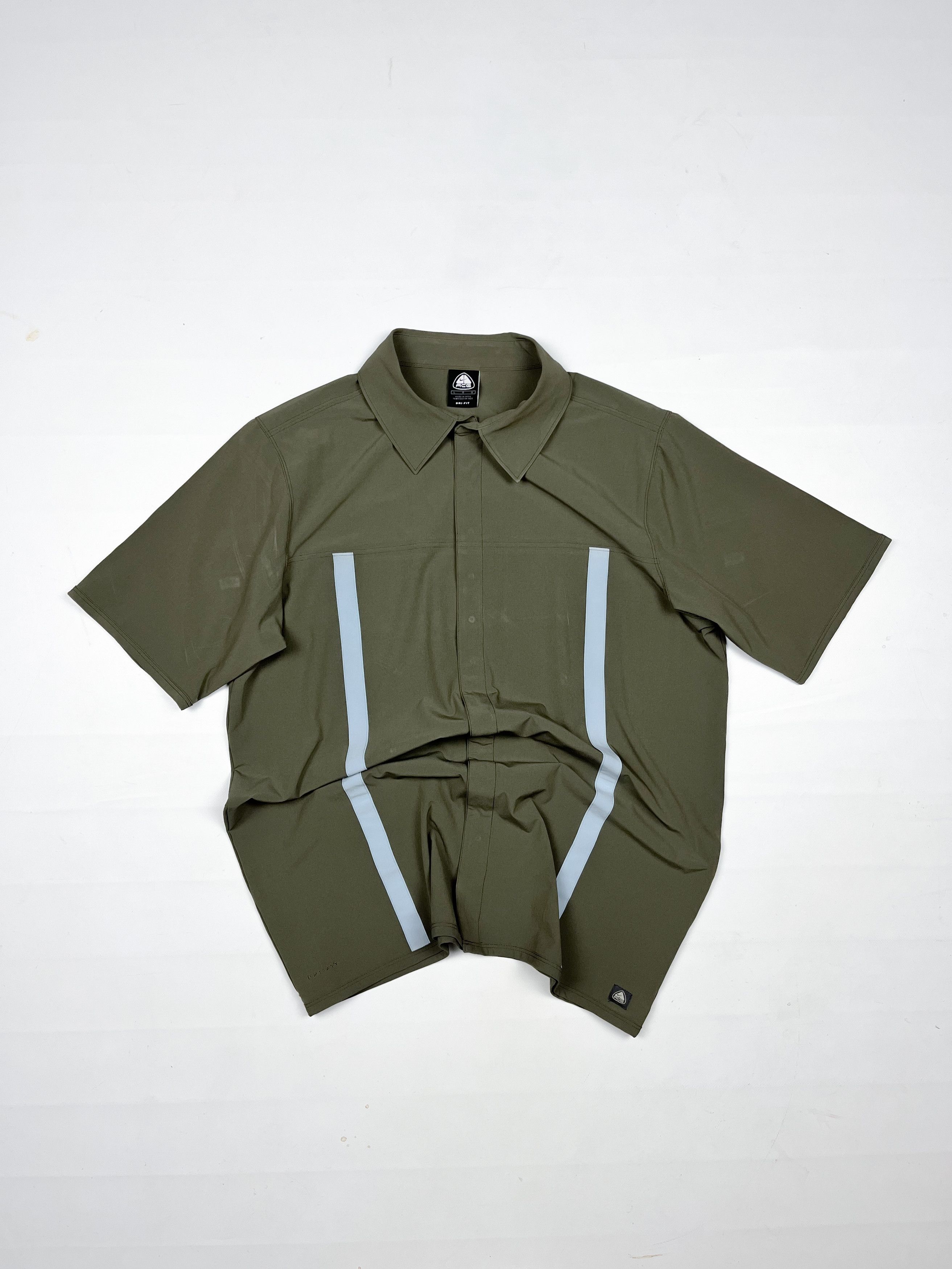 Nike ACG Nike ACG khaki tshirt L Size US L / EU 52-54 / 3 - 1 Thumbnail