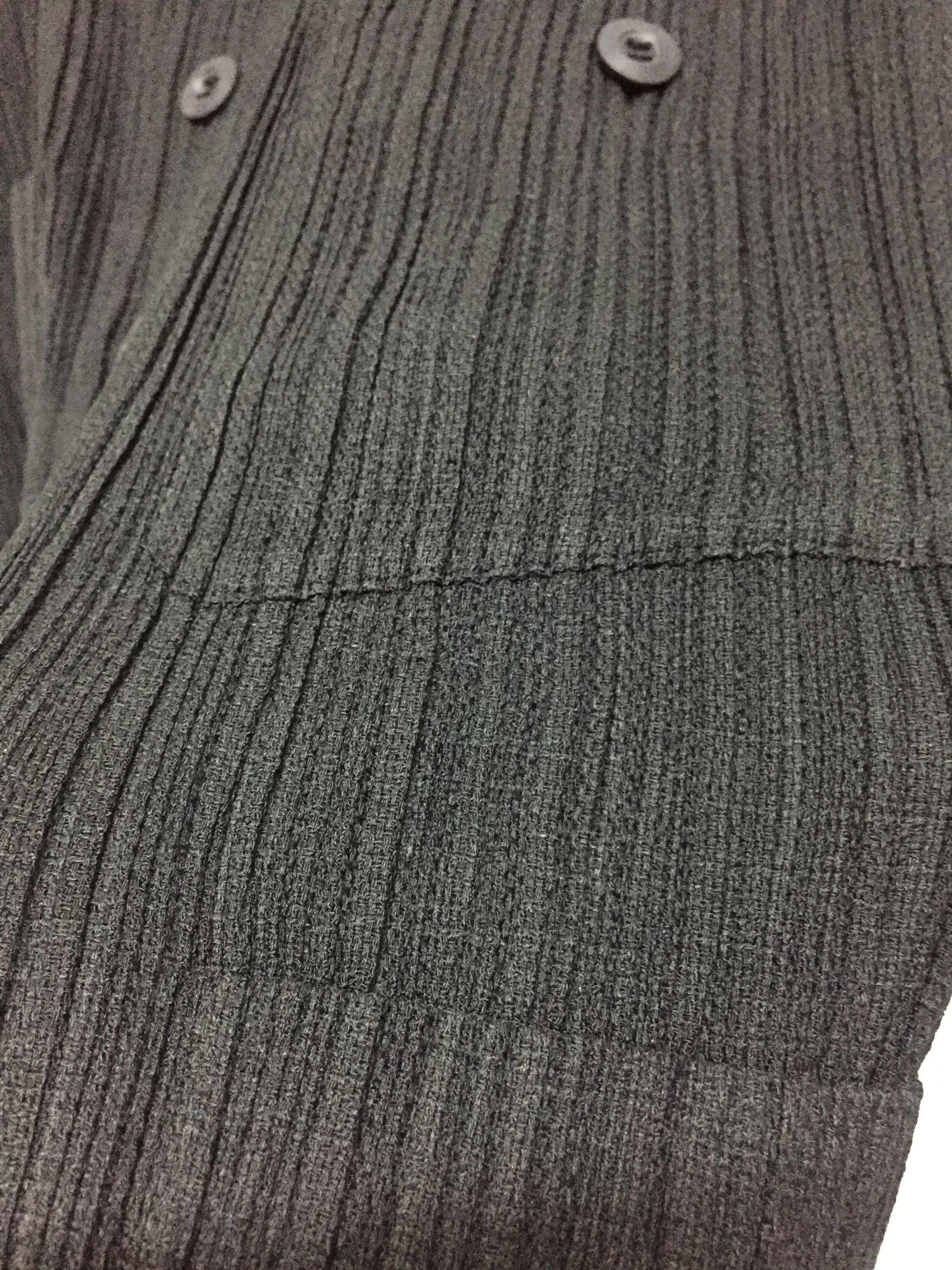 Issey Miyake 90's issey miyake pleats please vest Size US S / EU 44-46 / 1 - 5 Thumbnail
