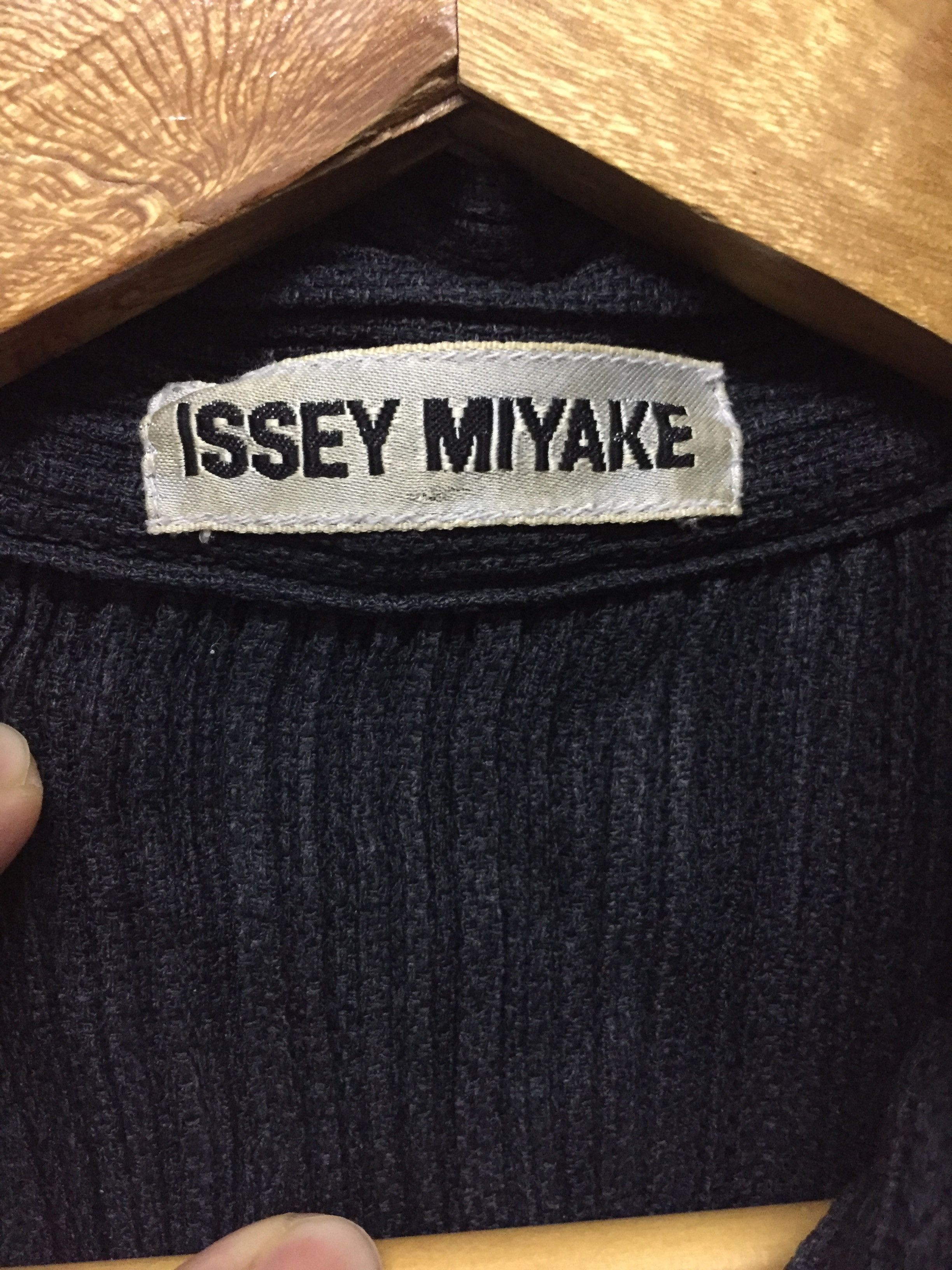 Issey Miyake 90's issey miyake pleats please vest Size US S / EU 44-46 / 1 - 7 Thumbnail