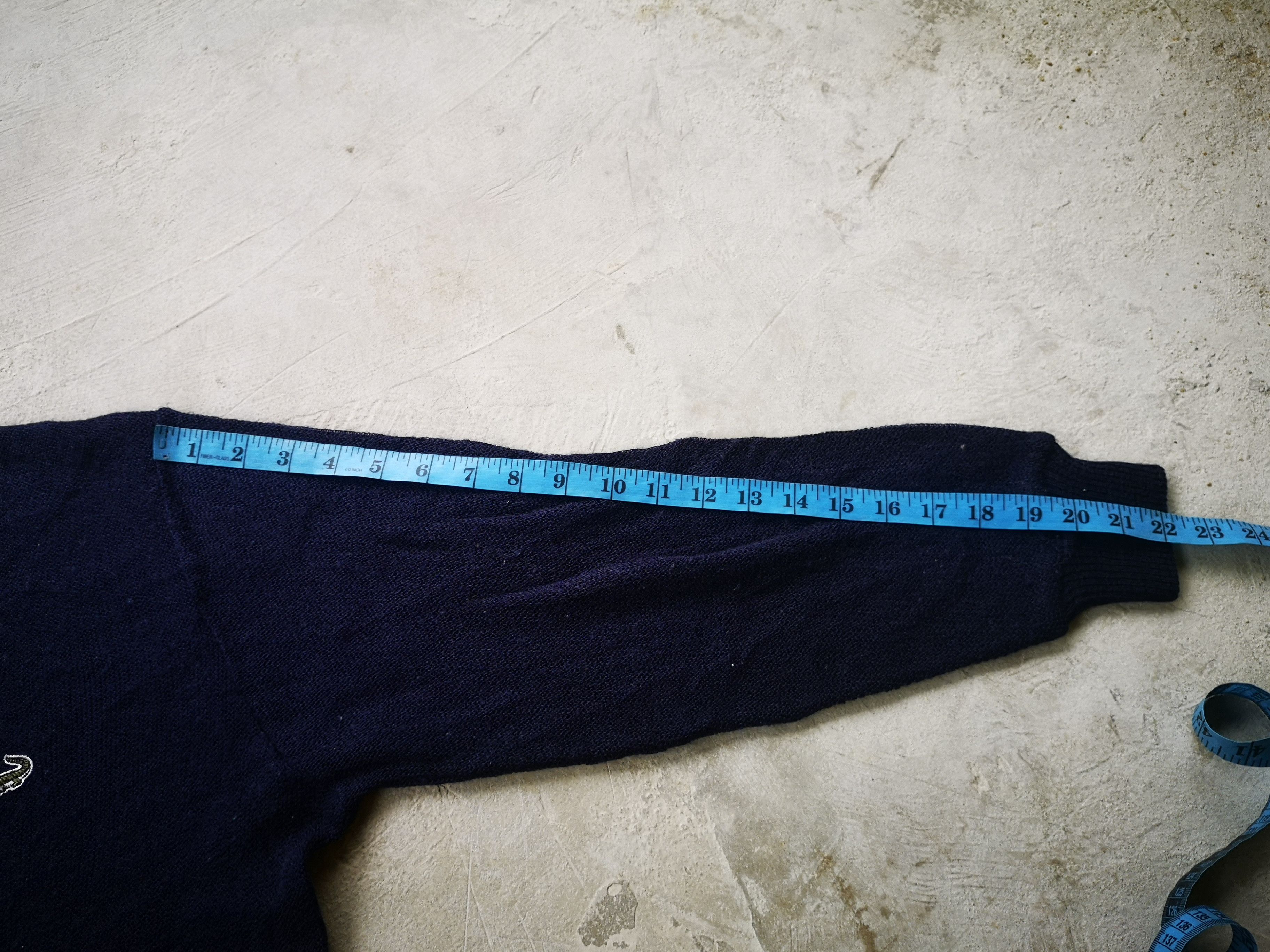 Japanese Brand × Vintage Vintage knitwear Crocodile V Neck Size US M / EU 48-50 / 2 - 12 Thumbnail