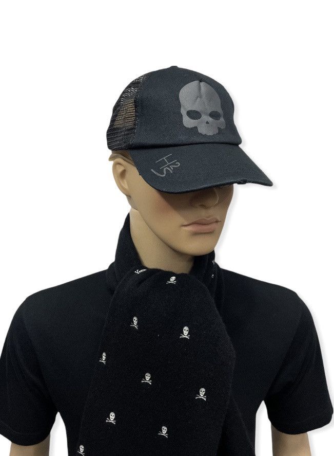 RARE🔥90’s HYDROGEN x KCSnapback Iconic Skull Trucker Hat