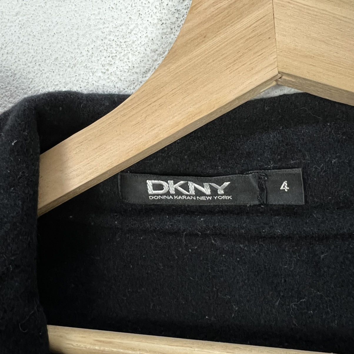 DKNY ULTIMATE BLACK CROPPED JACKET DLNY AVANT GARDE DESIGN Size US M / EU 48-50 / 2 - 8 Thumbnail