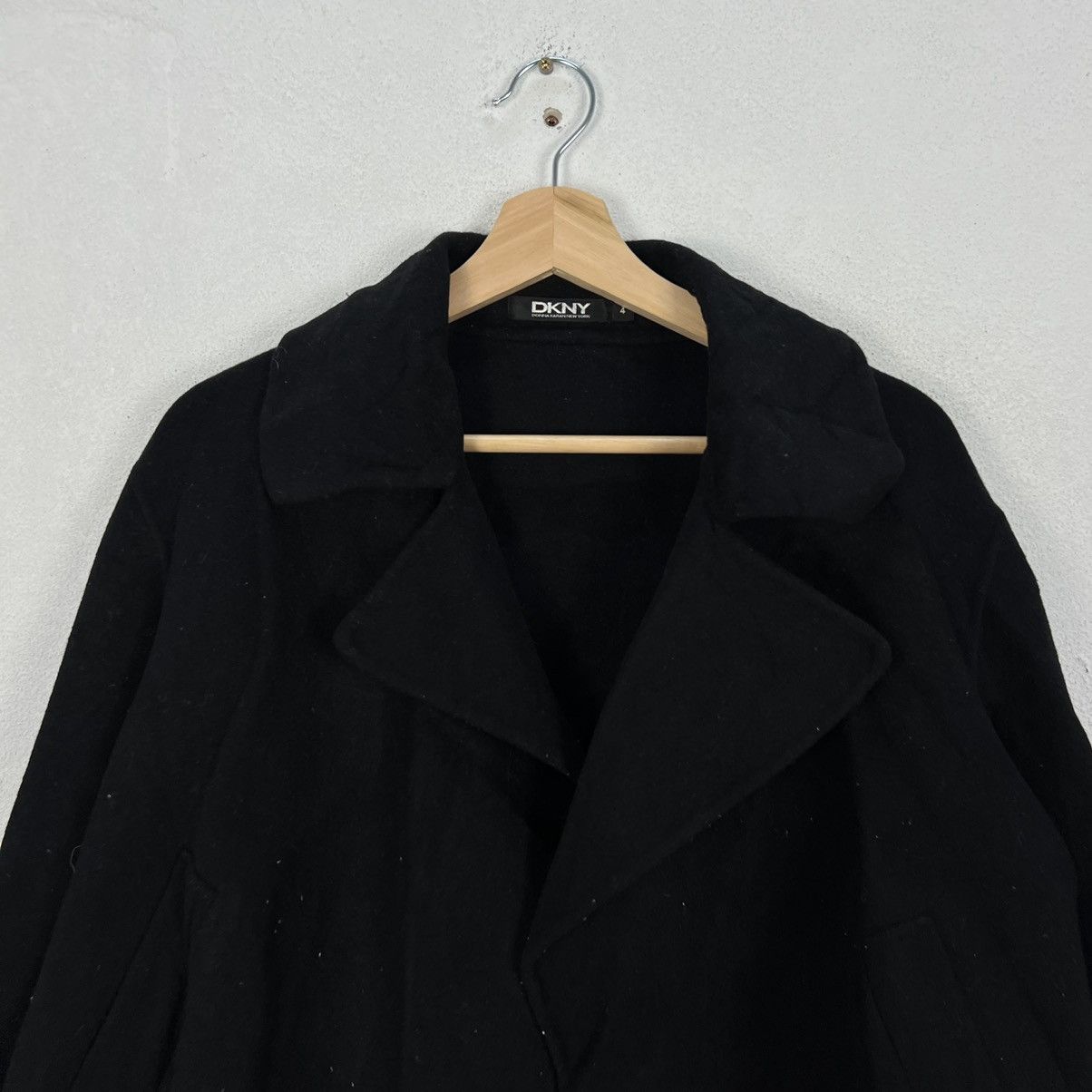 DKNY ULTIMATE BLACK CROPPED JACKET DLNY AVANT GARDE DESIGN Size US M / EU 48-50 / 2 - 3 Thumbnail