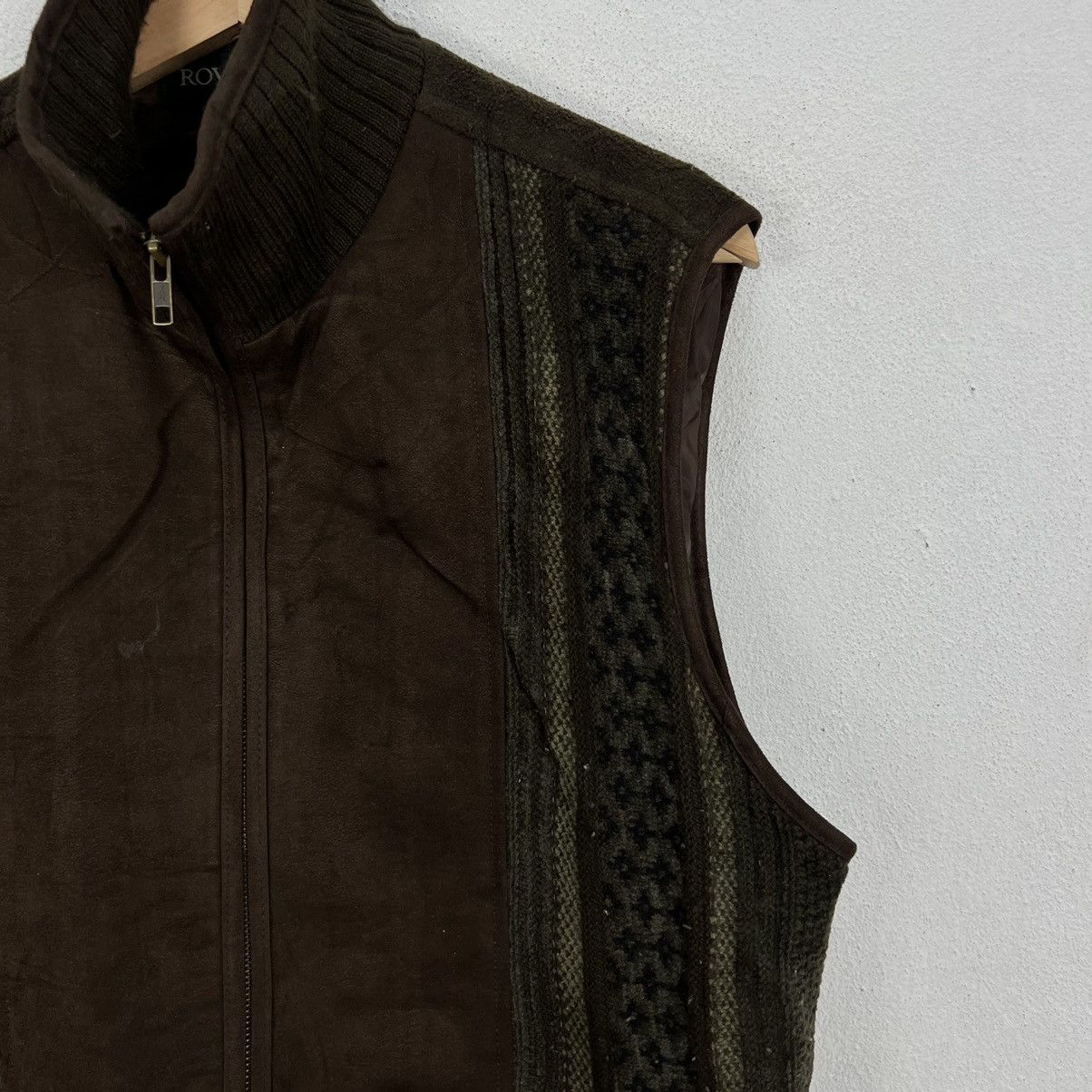 Japanese Brand VINTAGE ROVELLO TANK TOP VEST NAVAJO DESIGN STYLE Size US L / EU 52-54 / 3 - 5 Thumbnail