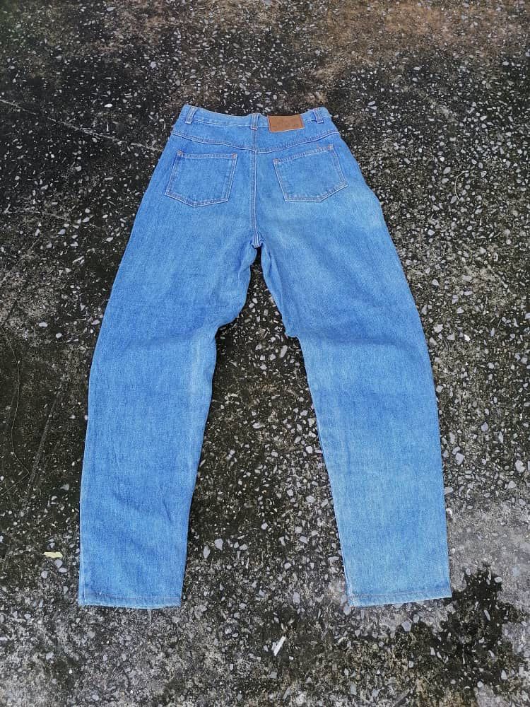 Disney × Mickey Mouse Disney Mickey And Minnie Mouse Graphic Denim Jeans Size US 28 / EU 44 - 2 Thumbnail