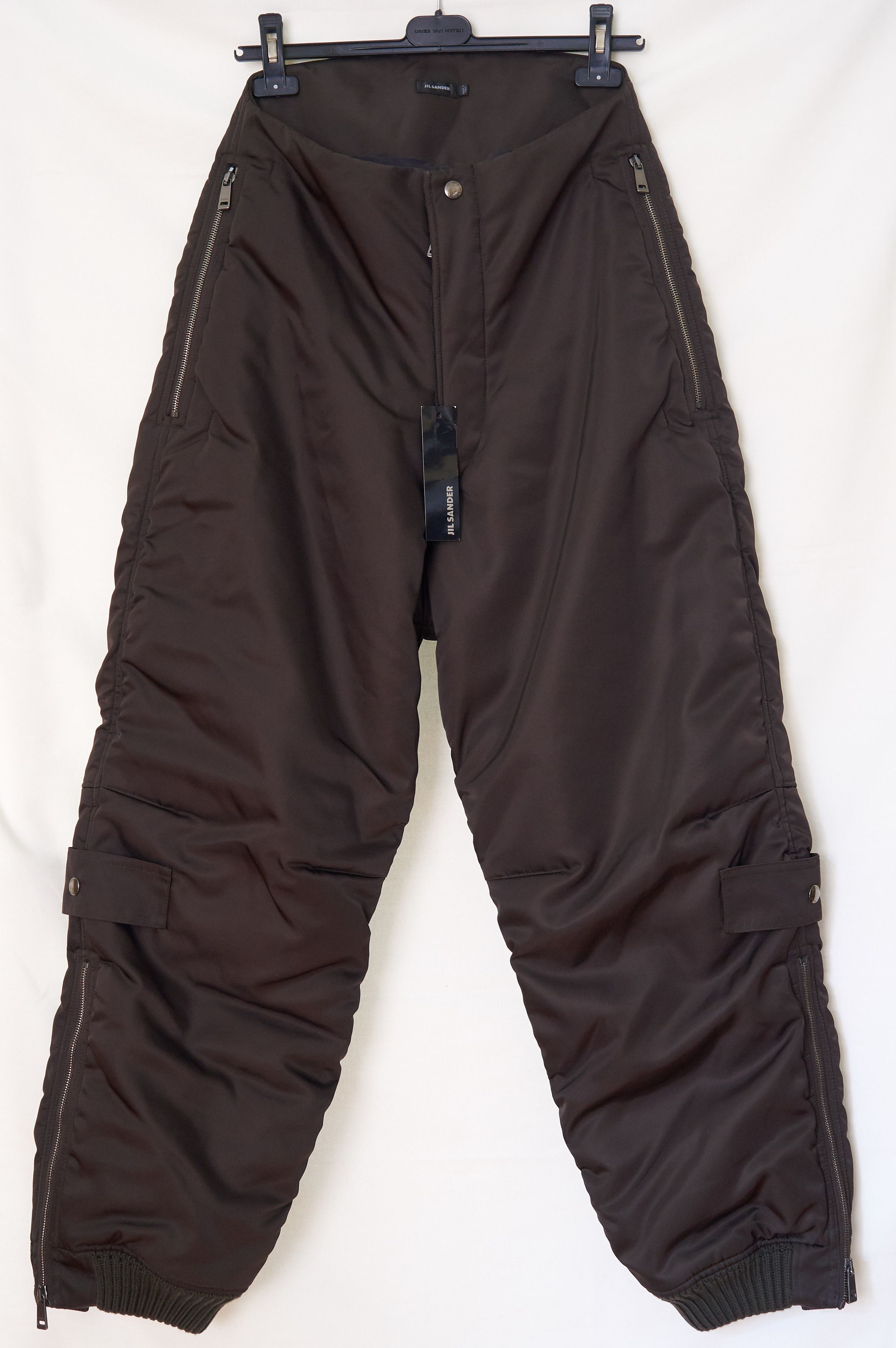 AW16 insulated pants