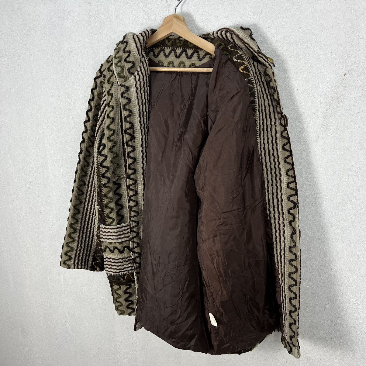 Japanese Brand VINTAGE NAVAJO DESIGN STYLE HOODIE JACKET Size US M / EU 48-50 / 2 - 12 Thumbnail
