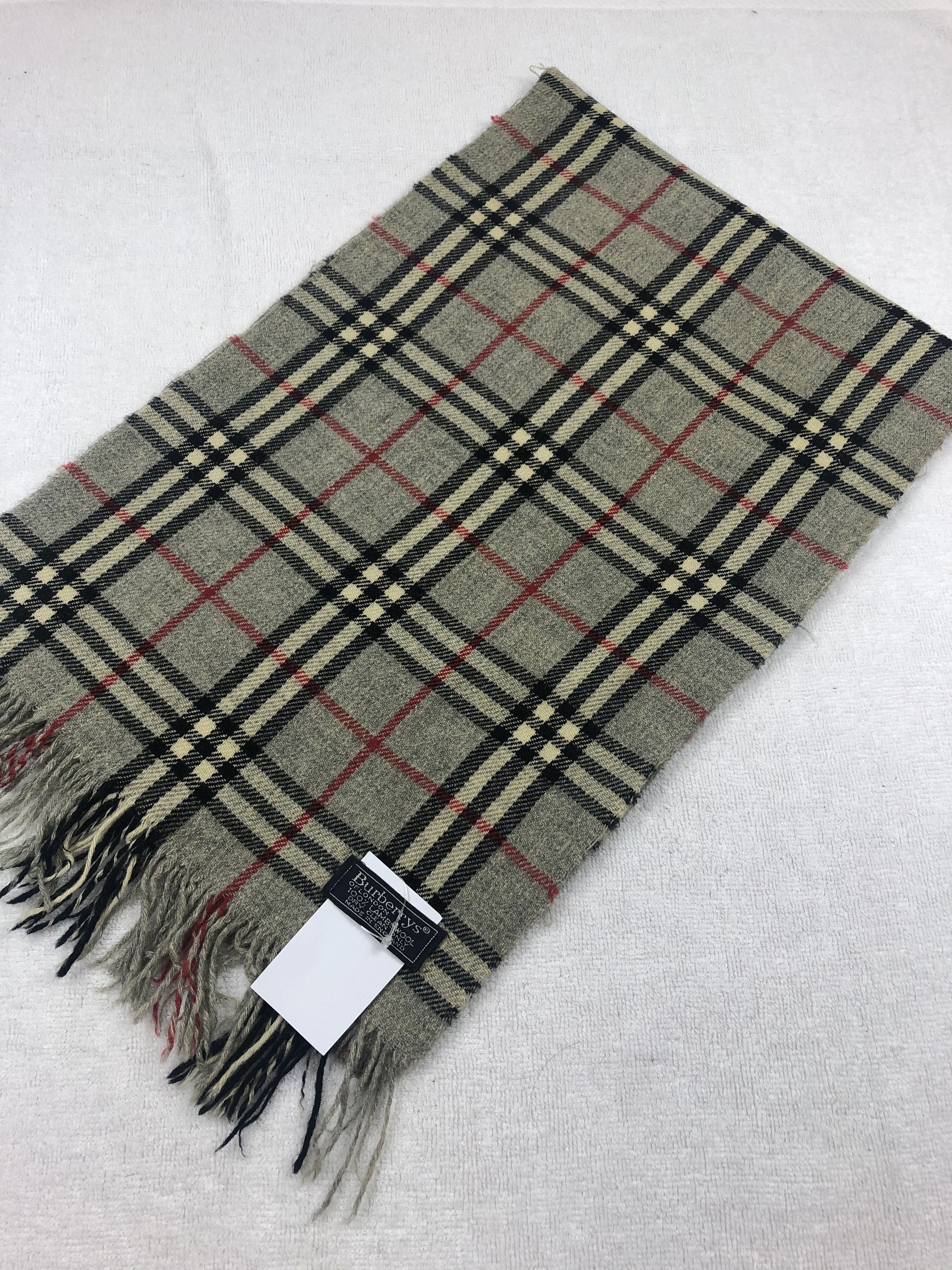 Burberry Burberry Scarf / Muffler / Neckwear Size ONE SIZE - 5 Thumbnail