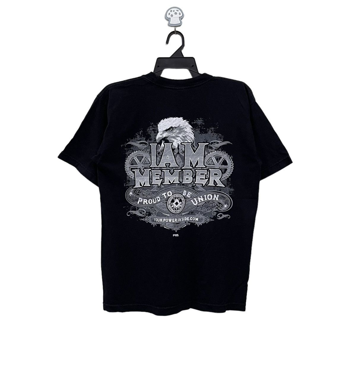 Vintage Vintage 90s union made tshirt we cower to no one USA graphic Size US M / EU 48-50 / 2 - 2 Thumbnail