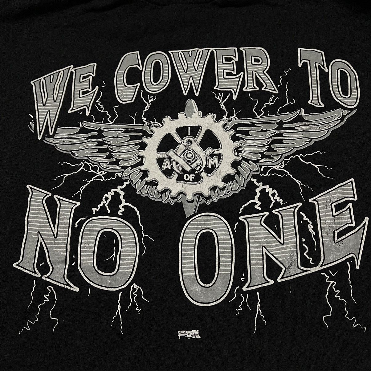 Vintage Vintage 90s union made tshirt we cower to no one USA graphic Size US M / EU 48-50 / 2 - 3 Thumbnail
