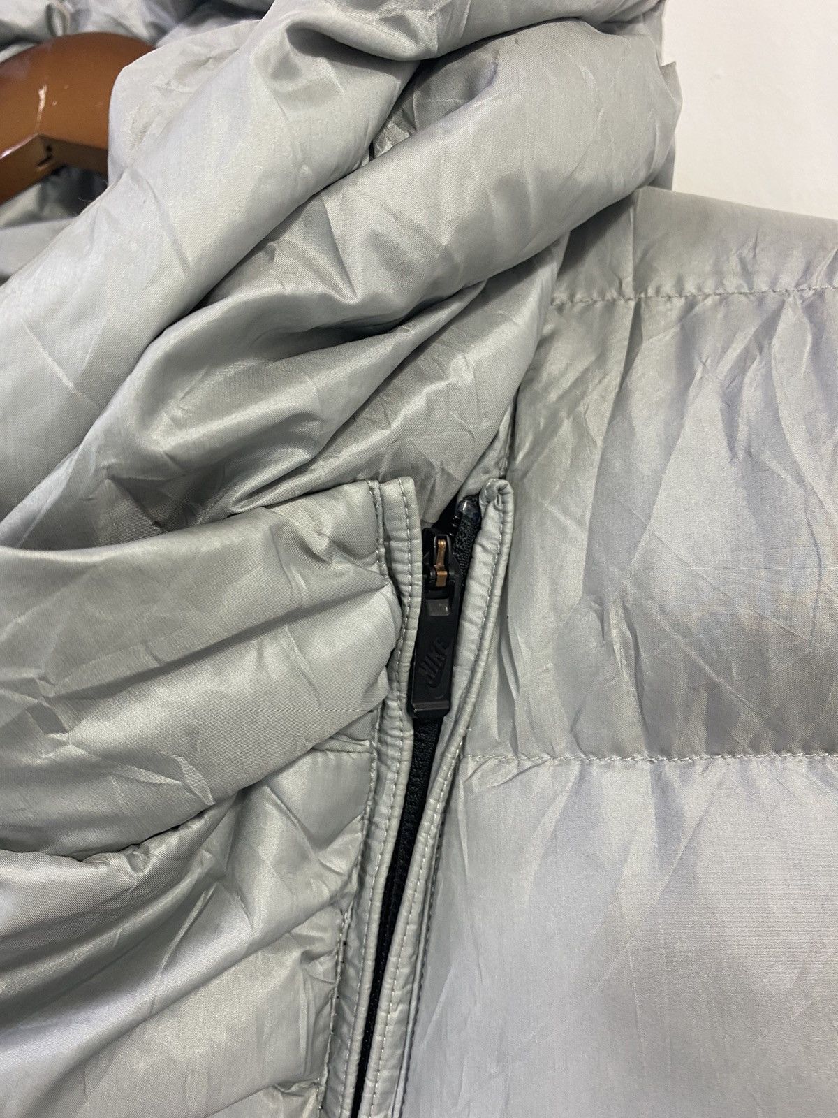 Nike Nike Puffer Jacket Rare Design With Hoodies Small Logo Size US M / EU 48-50 / 2 - 5 Thumbnail