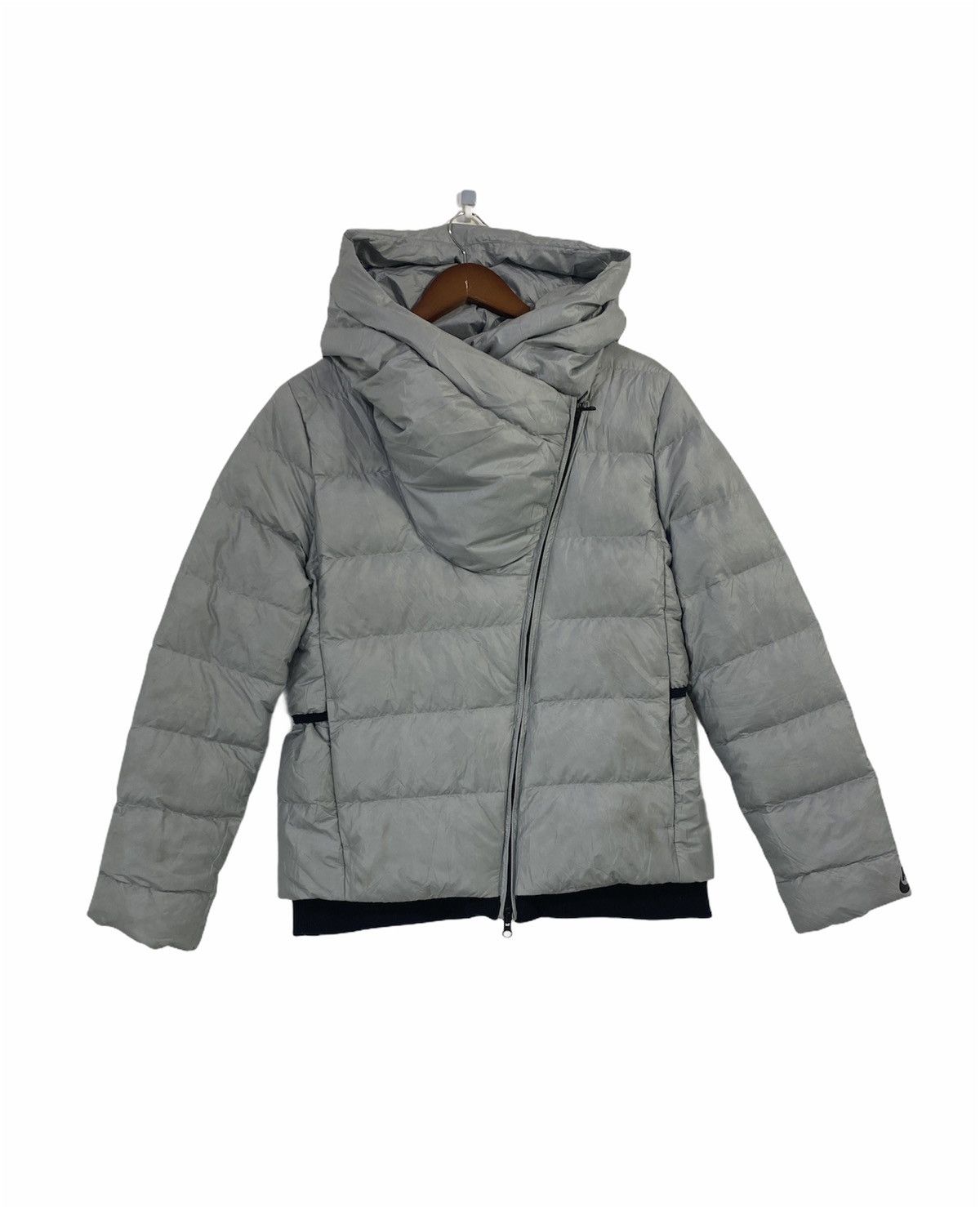Nike Nike Puffer Jacket Rare Design With Hoodies Small Logo Size US M / EU 48-50 / 2 - 1 Thumbnail