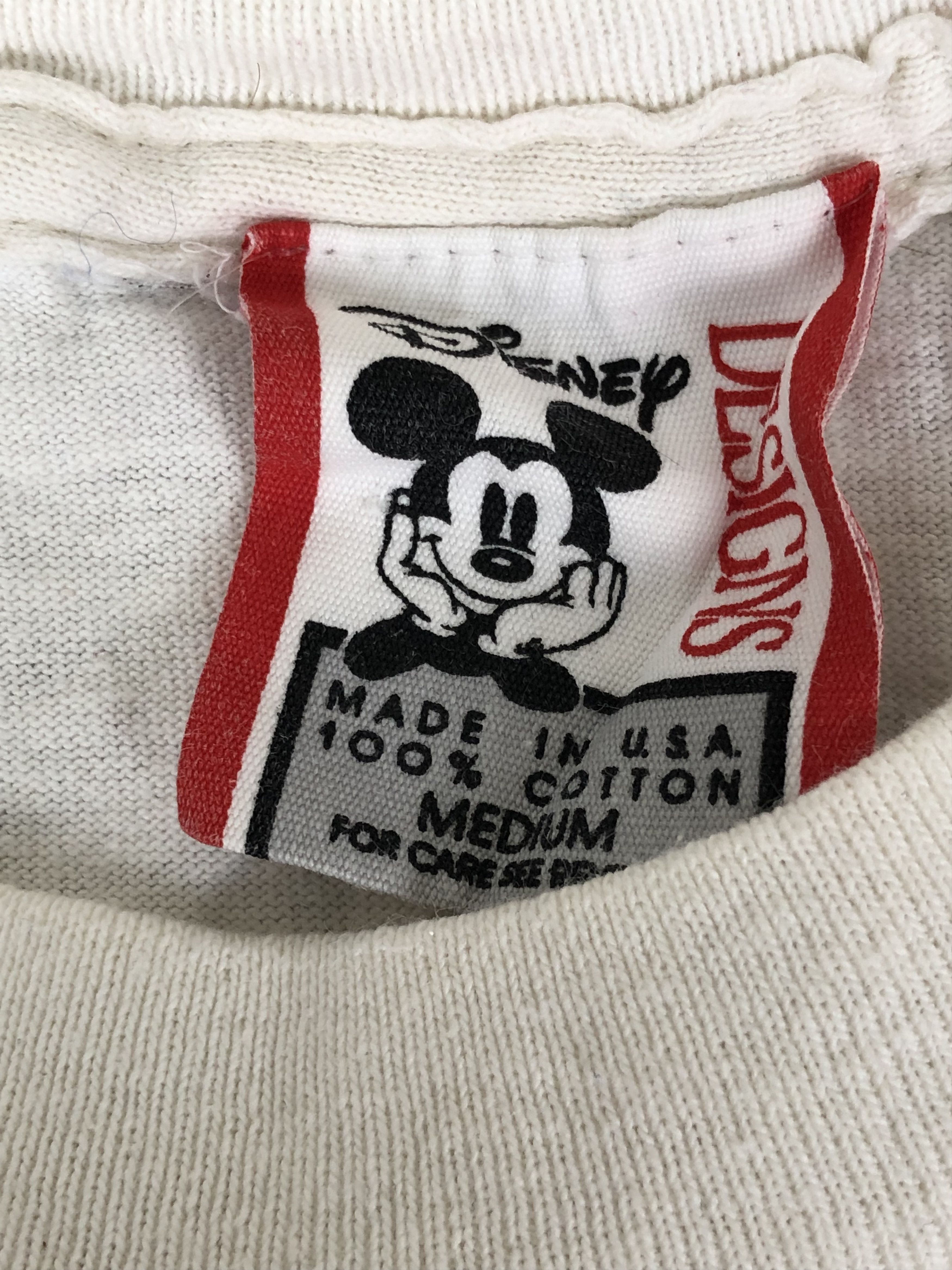 Cartoon Network Vintage 90s Winnie The Pooh (Beauty and the Beast) Size US M / EU 48-50 / 2 - 12 Thumbnail