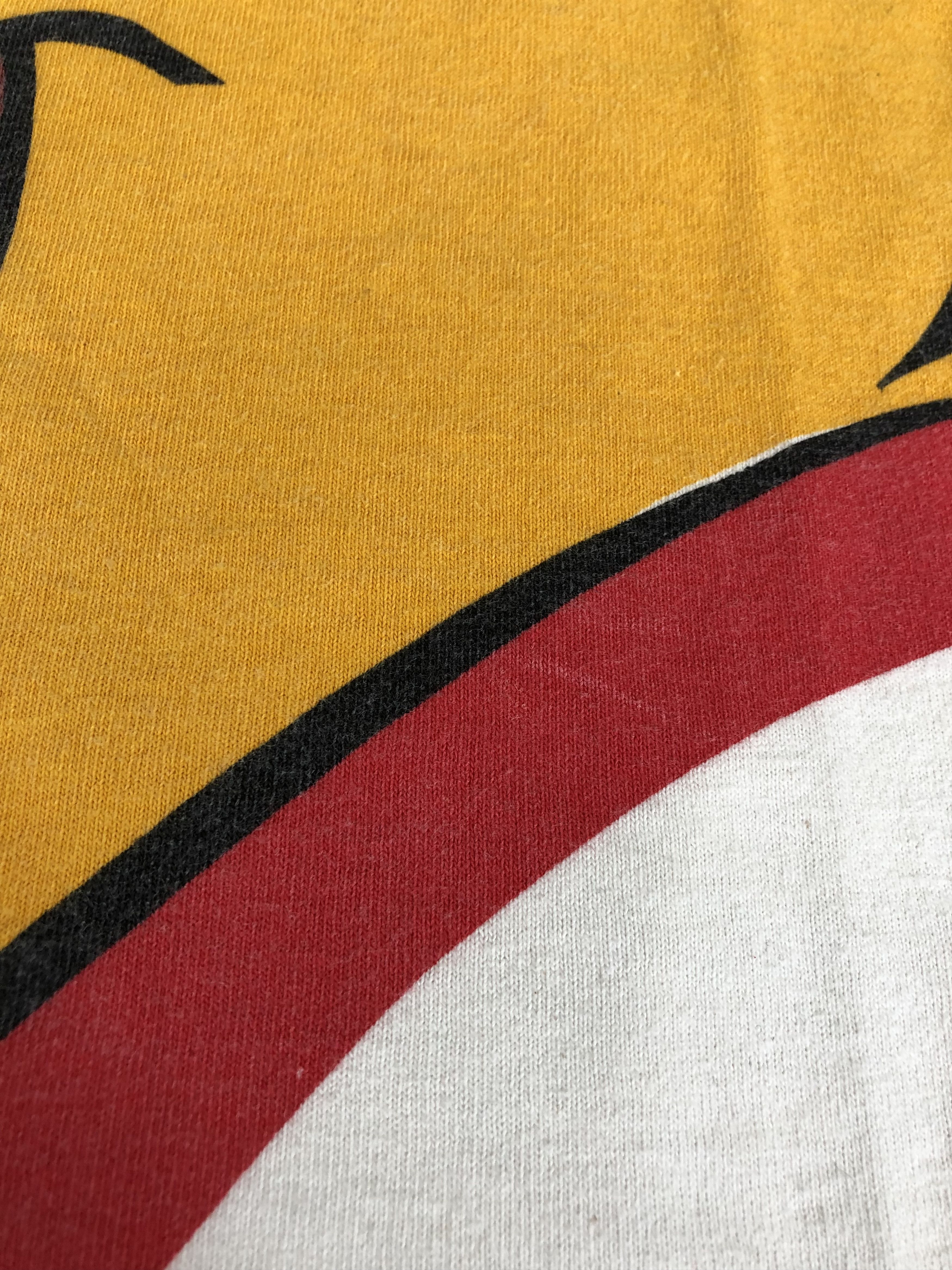 Cartoon Network Vintage 90s Winnie The Pooh (Beauty and the Beast) Size US M / EU 48-50 / 2 - 5 Thumbnail