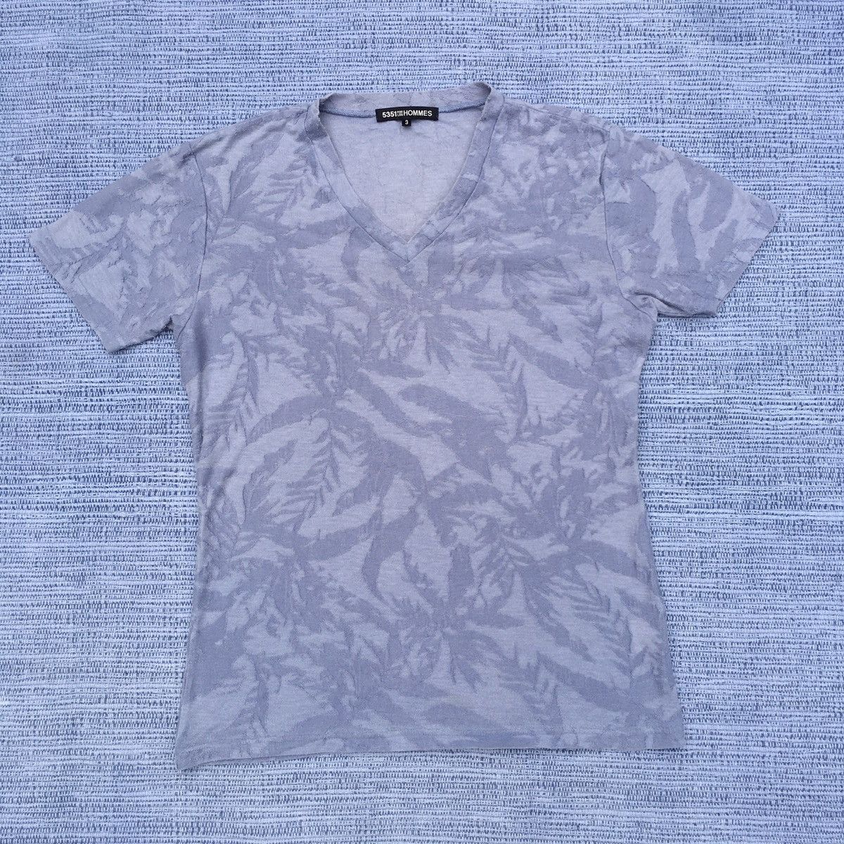 5351 POUR LES HOMMES v neck t-shirt Size US L / EU 52-54 / 3 - 2 Thumbnail
