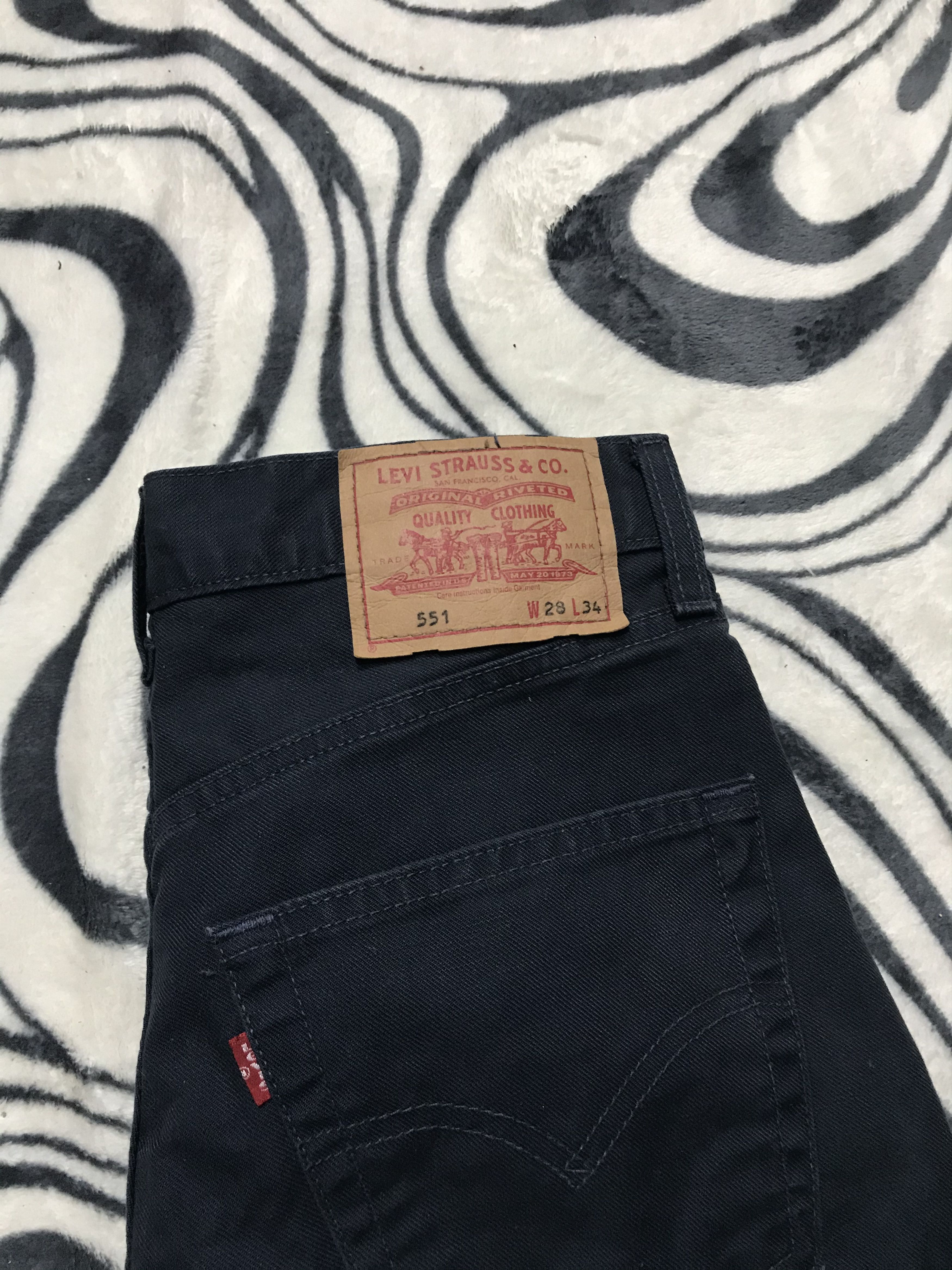 Levi's Levis 551 Red Tab Denim Pants Jeans Size US 28 / EU 44 - 2 Thumbnail