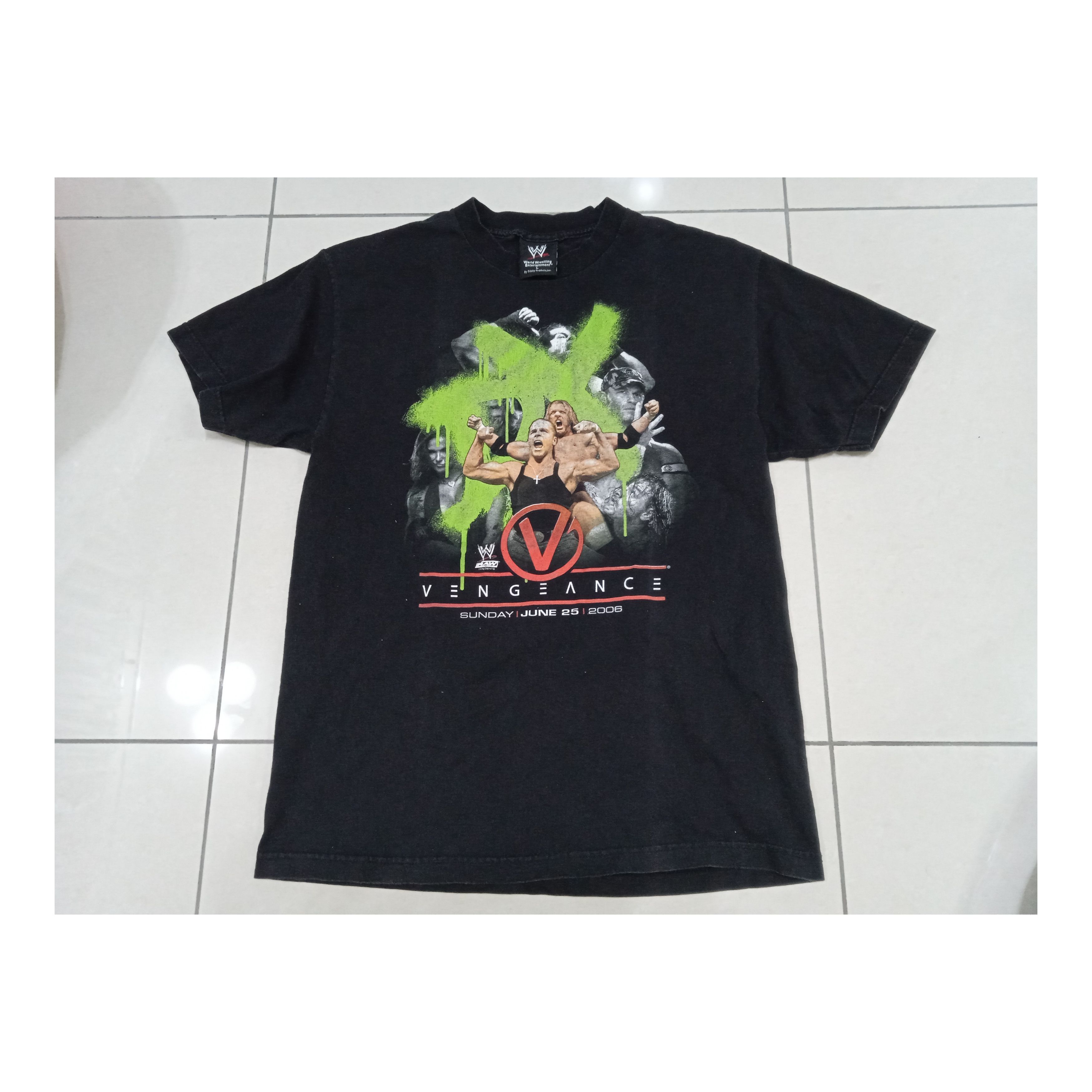 WWE Vintage 00s WWE Vengeance 2006 T-Shirt Y2K Size US L / EU 52-54 / 3 - 1 Thumbnail