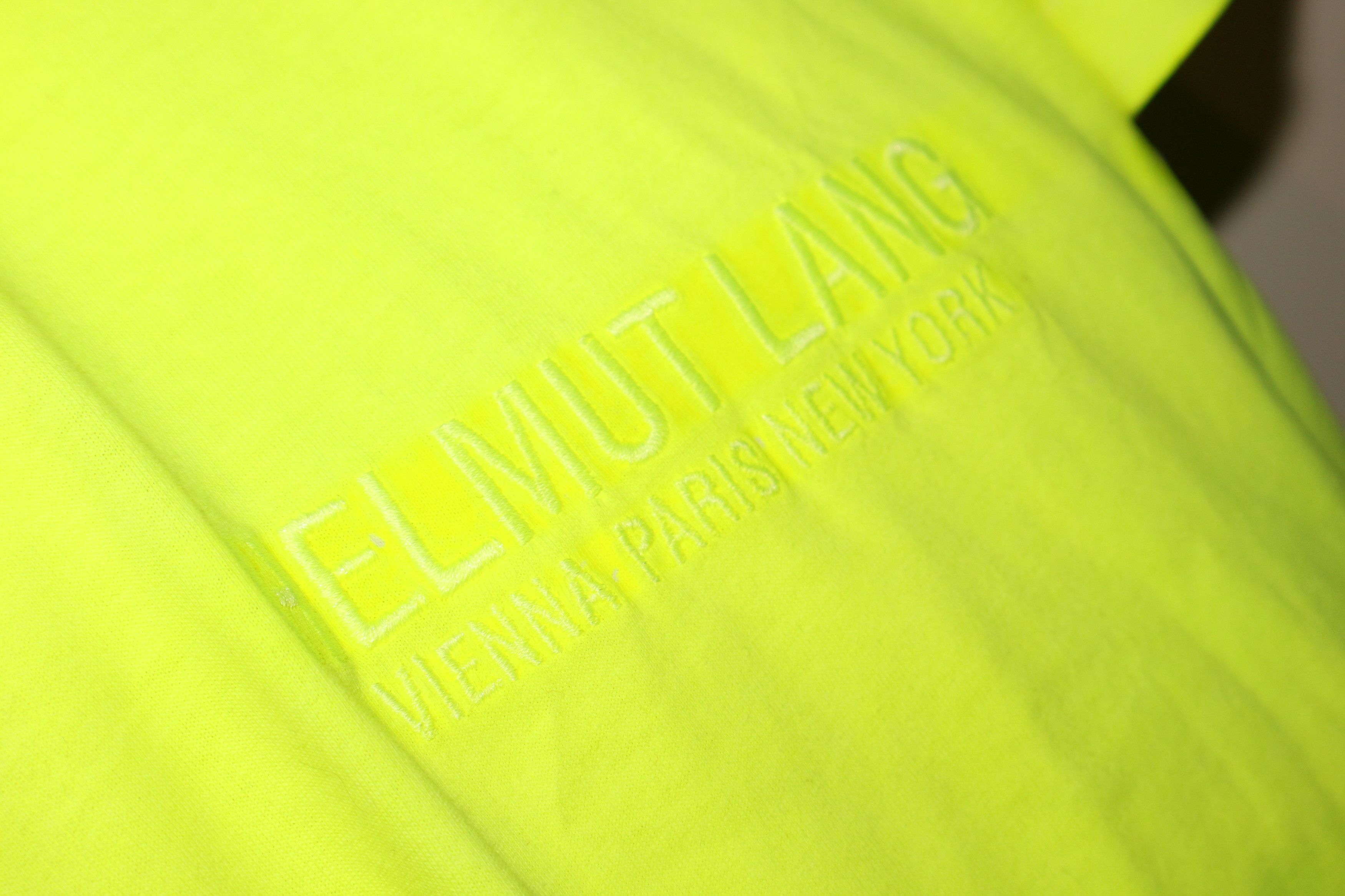 Helmut Lang embroidered logo fluo t-shirt Size US M / EU 48-50 / 2 - 3 Thumbnail