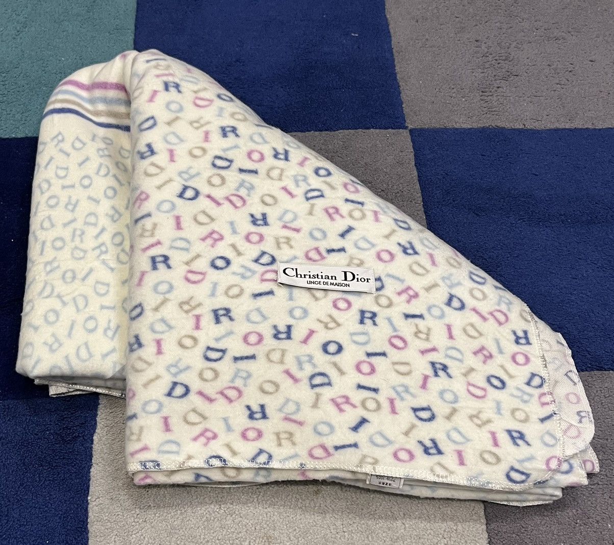 Christian Dior Monsieur LUXURY! Vtg CHRISTIAN DIOR Monogram Acrylic Blanket Size ONE SIZE - 7 Thumbnail