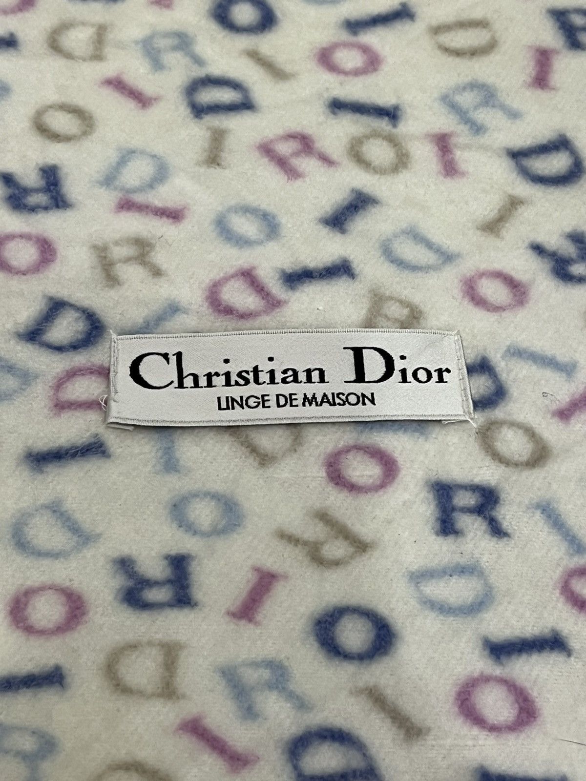 Christian Dior Monsieur LUXURY! Vtg CHRISTIAN DIOR Monogram Acrylic Blanket Size ONE SIZE - 6 Thumbnail