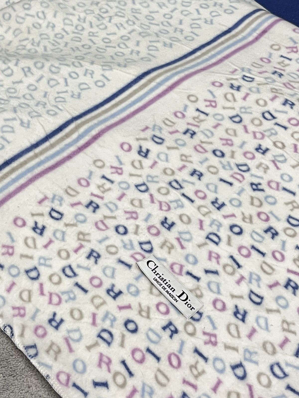 Christian Dior Monsieur LUXURY! Vtg CHRISTIAN DIOR Monogram Acrylic Blanket Size ONE SIZE - 4 Thumbnail