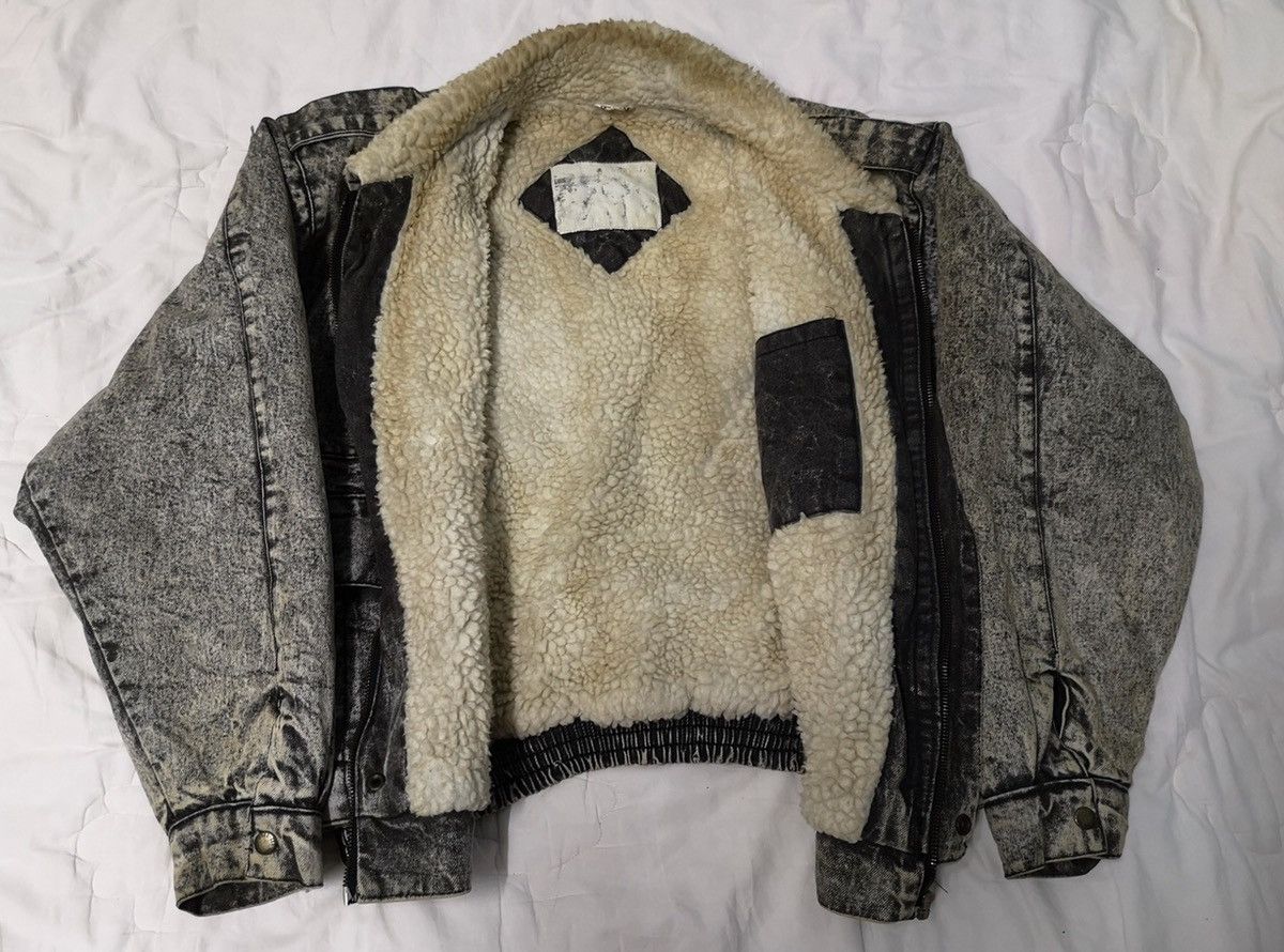 Japanese Brand × Vintage Vintage Denim Fur Jacket Like Bomber Style Size US L / EU 52-54 / 3 - 3 Thumbnail