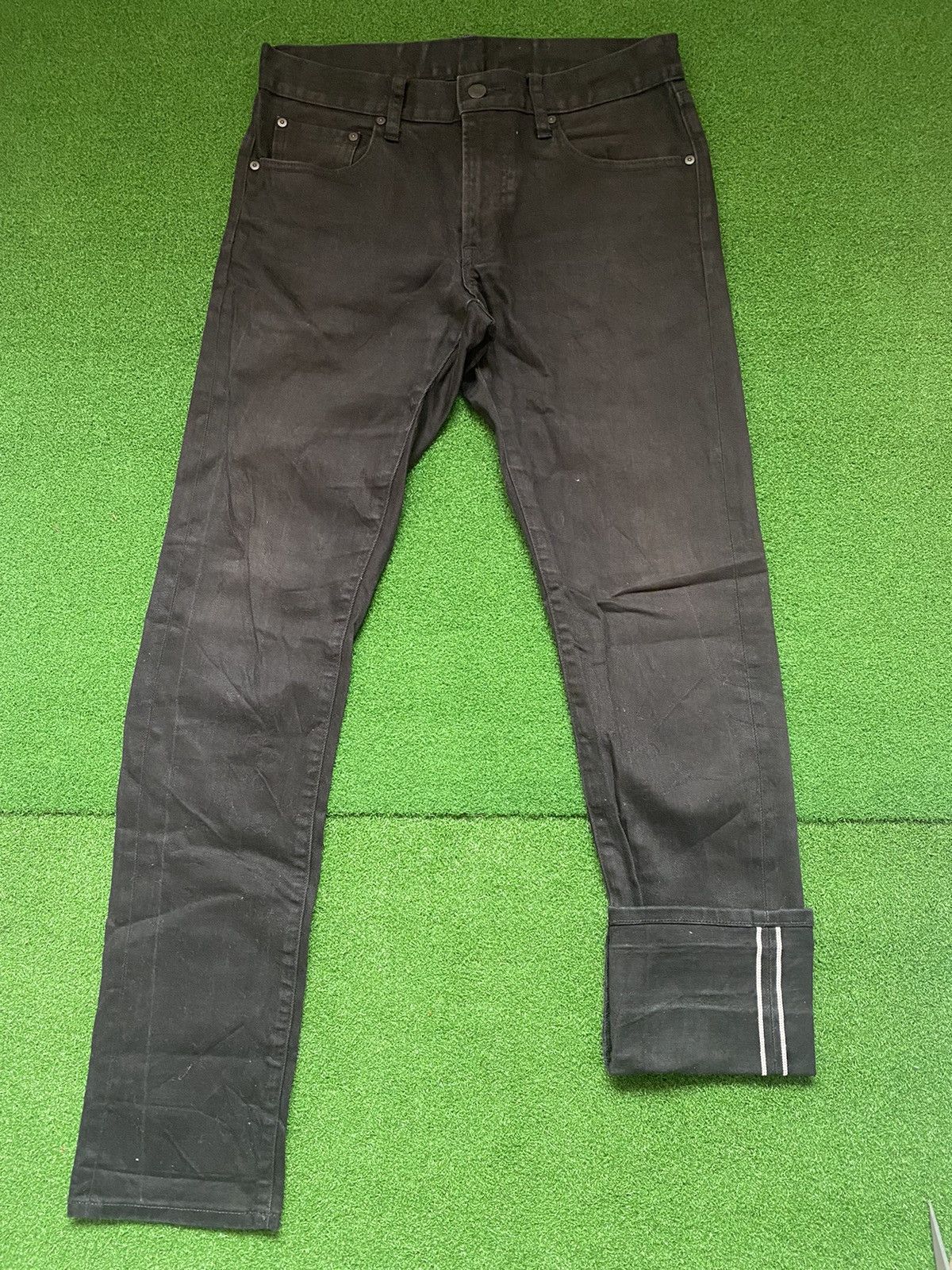 Uniqlo UNIQLO SELVAGE DENIM SIZE 31 Size US 31 - 1 Thumbnail